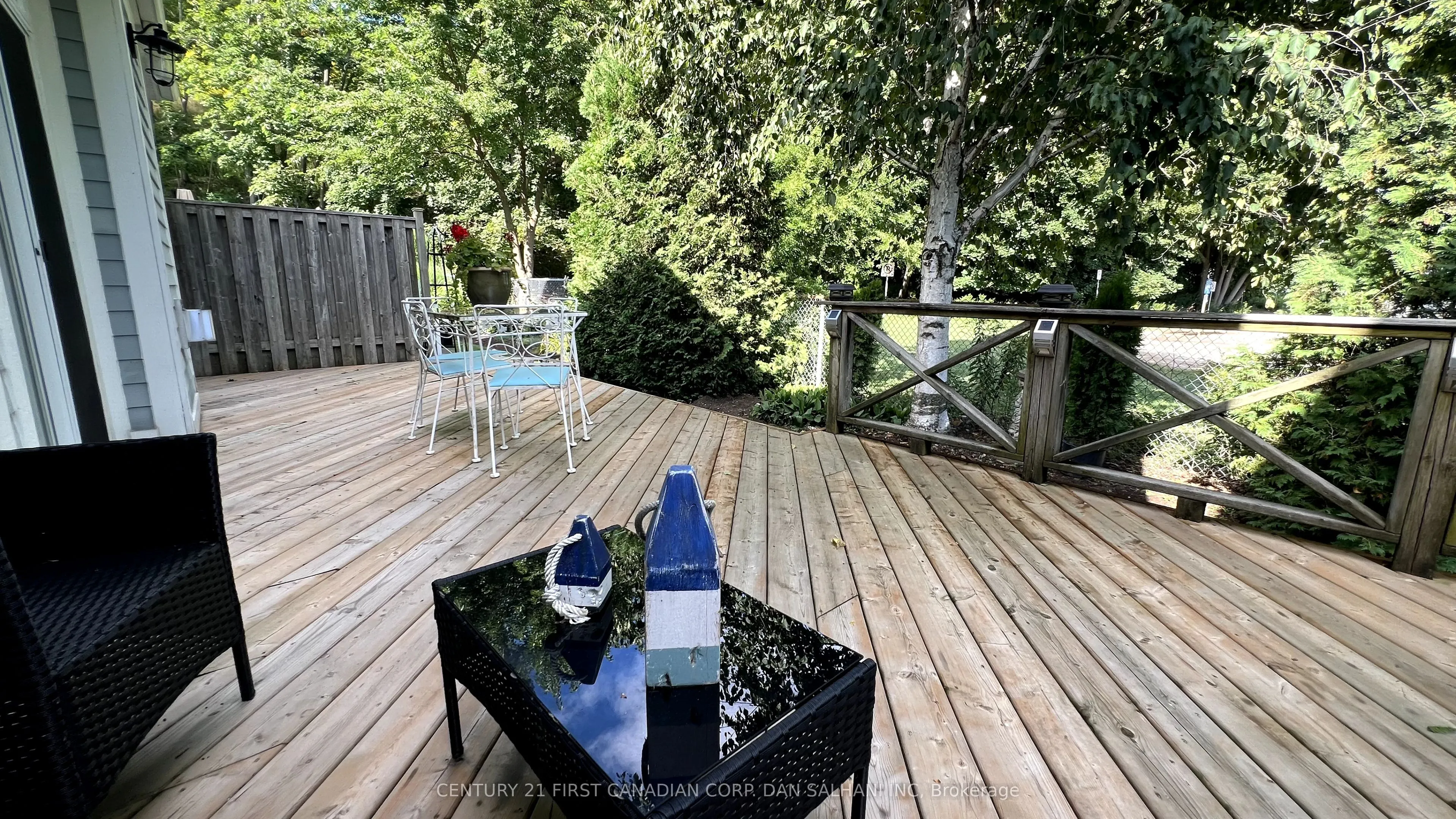 375 EDITH CAVELL Boulevard, #6