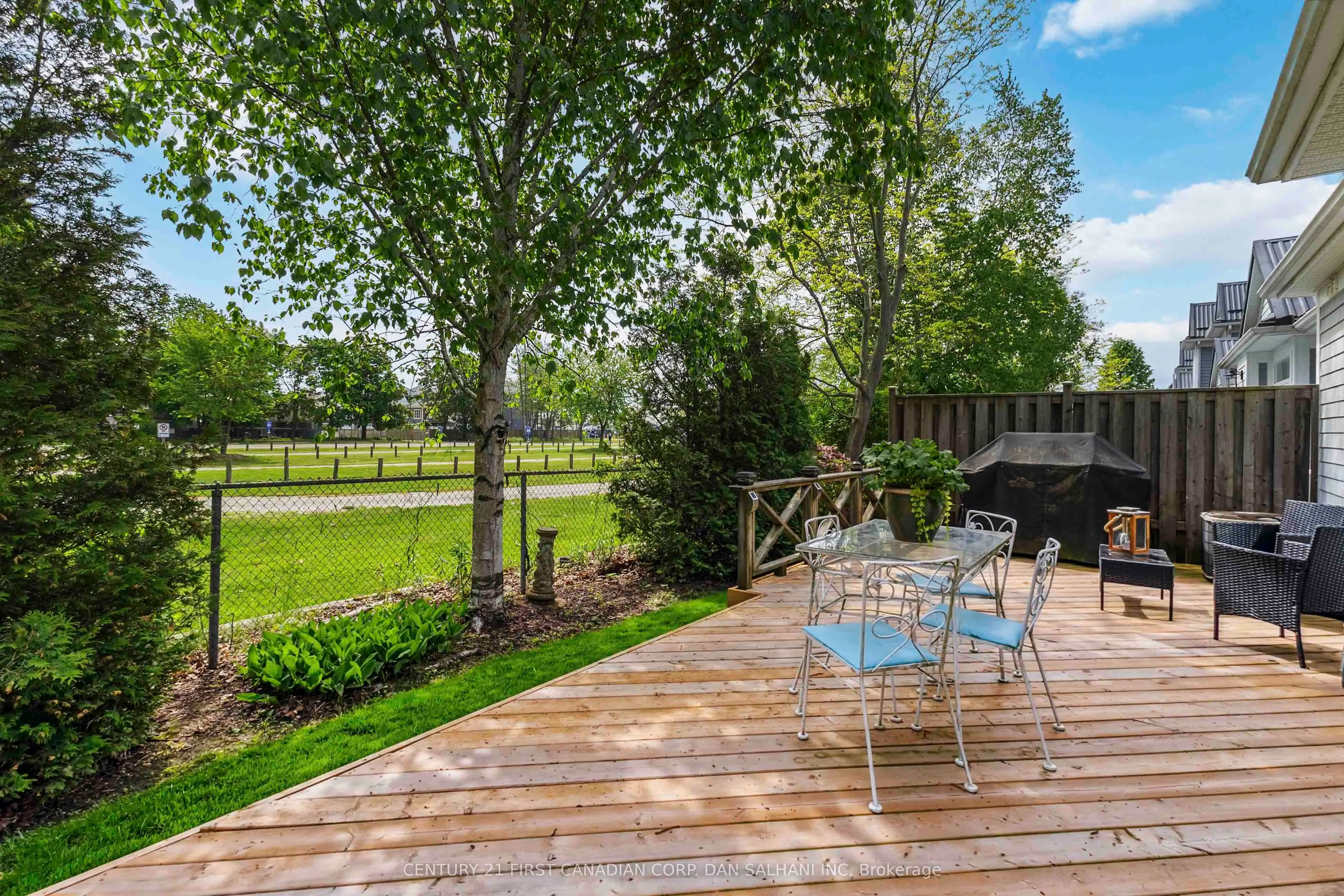 375 EDITH CAVELL Boulevard, #6