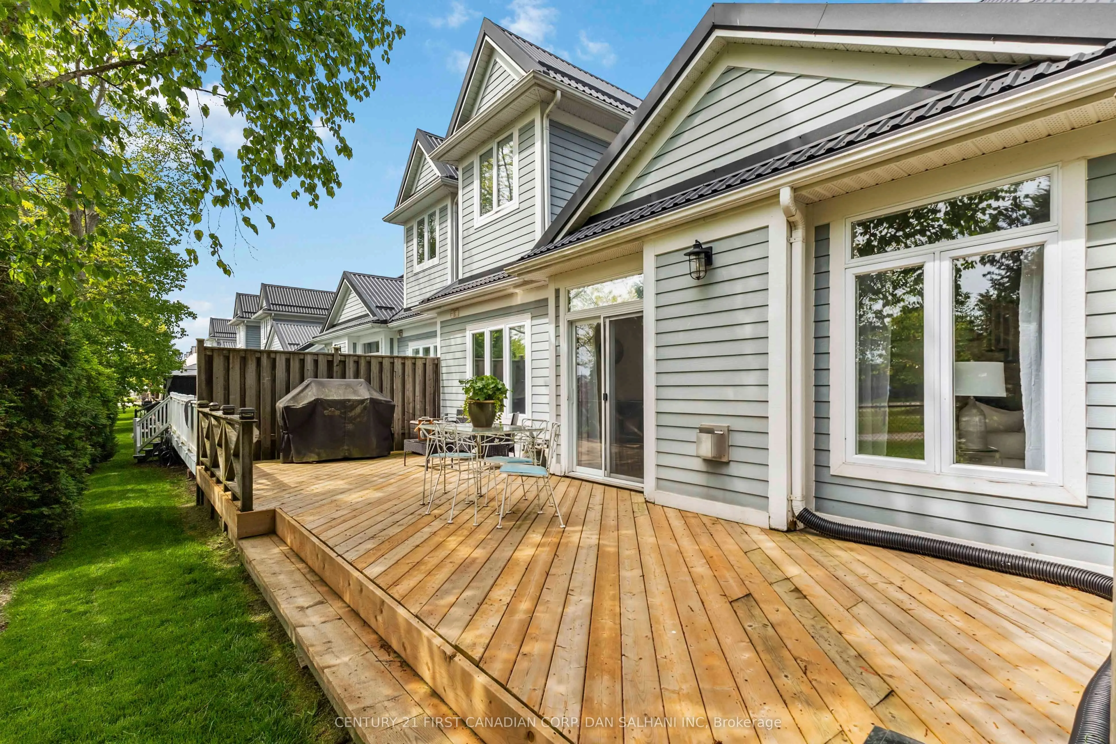 375 EDITH CAVELL Boulevard, #6