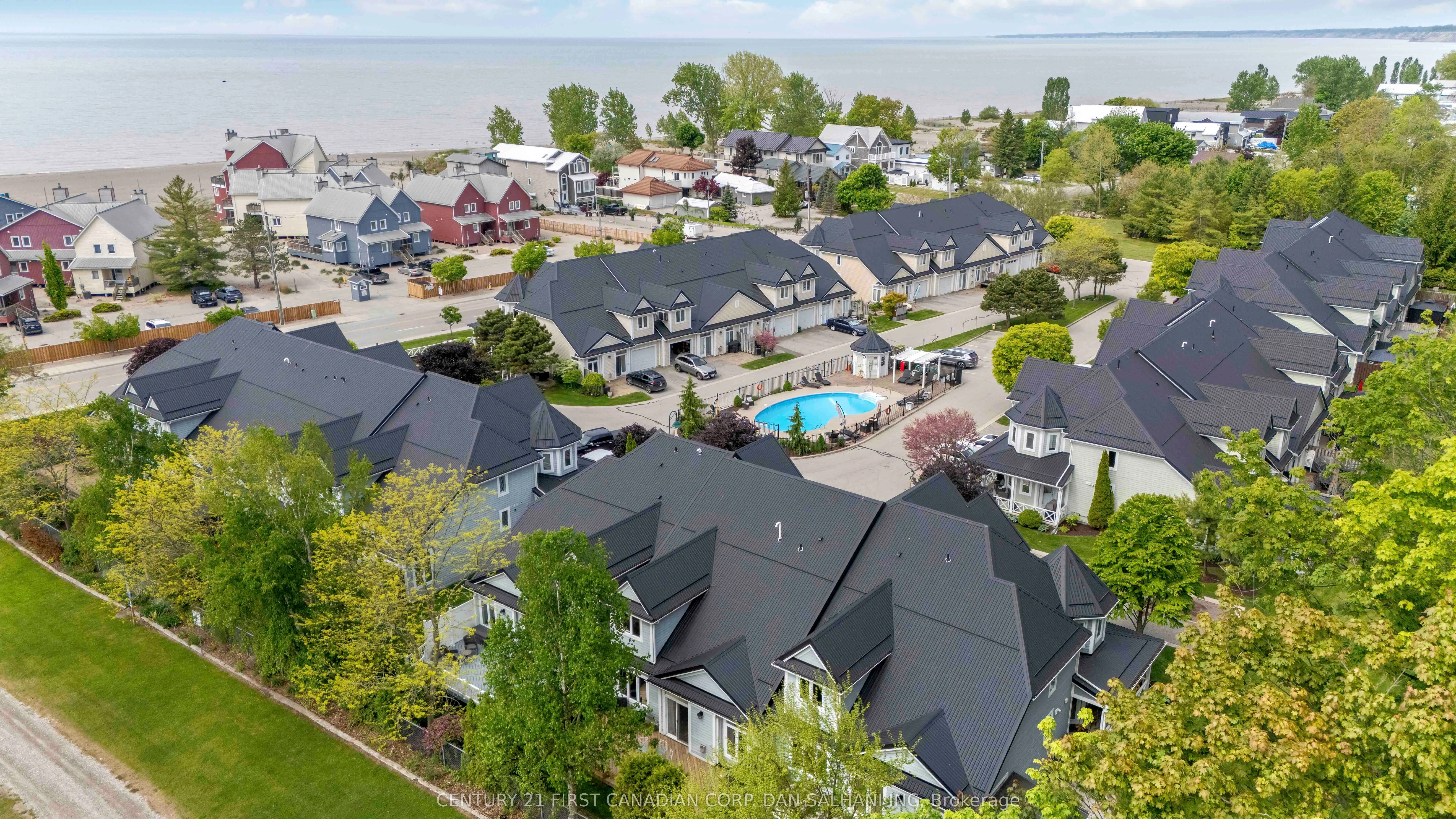375 EDITH CAVELL Boulevard, #6