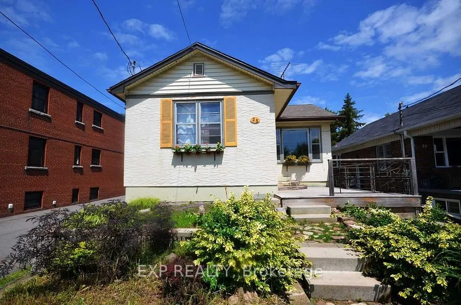 28 Gale Crescent