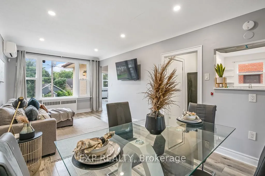 28 Gale Crescent