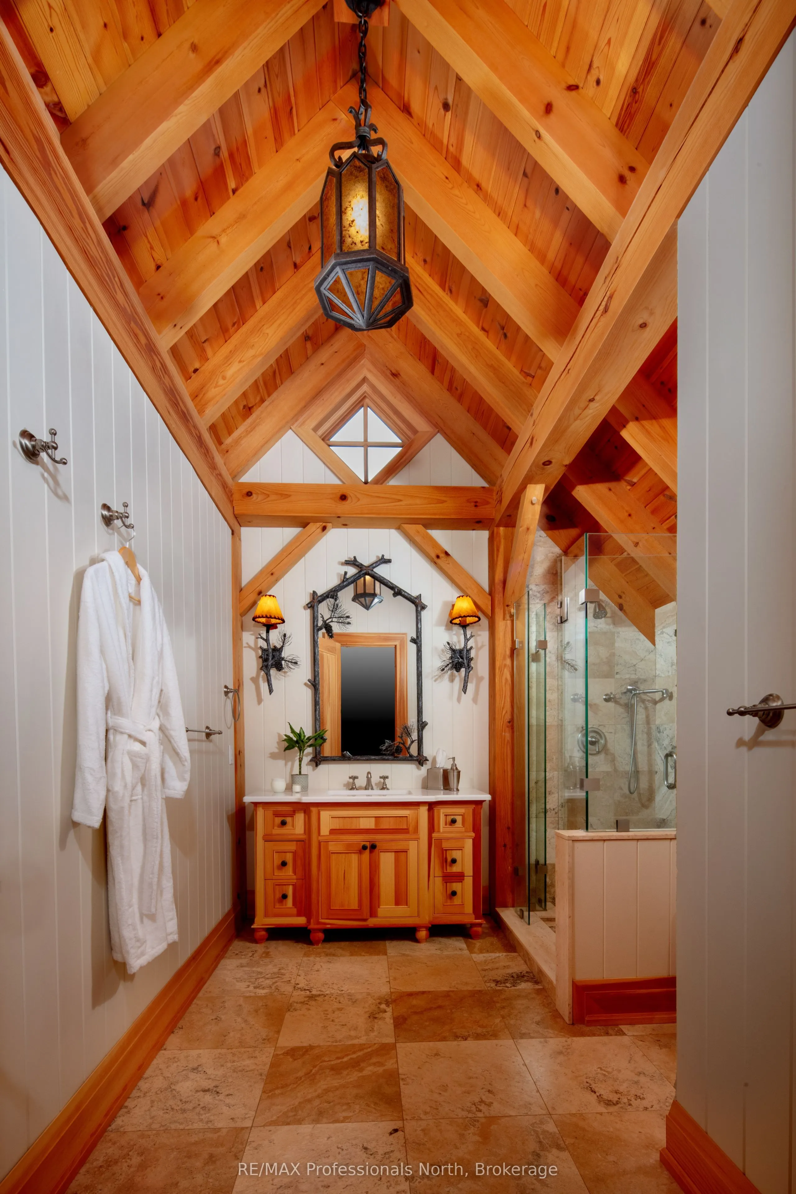 1600 Misty Knoll Trail