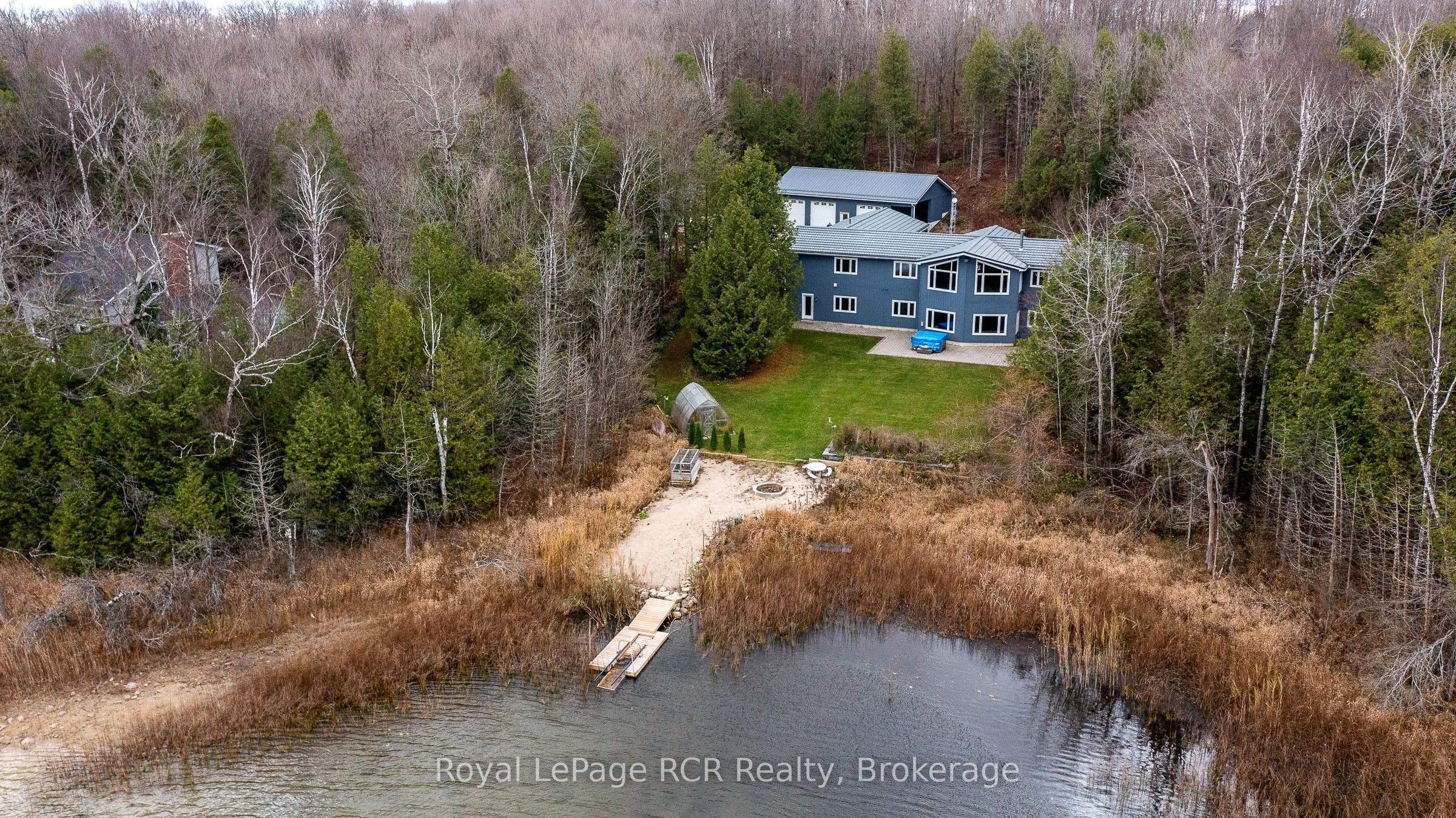 123 Lakeview Road