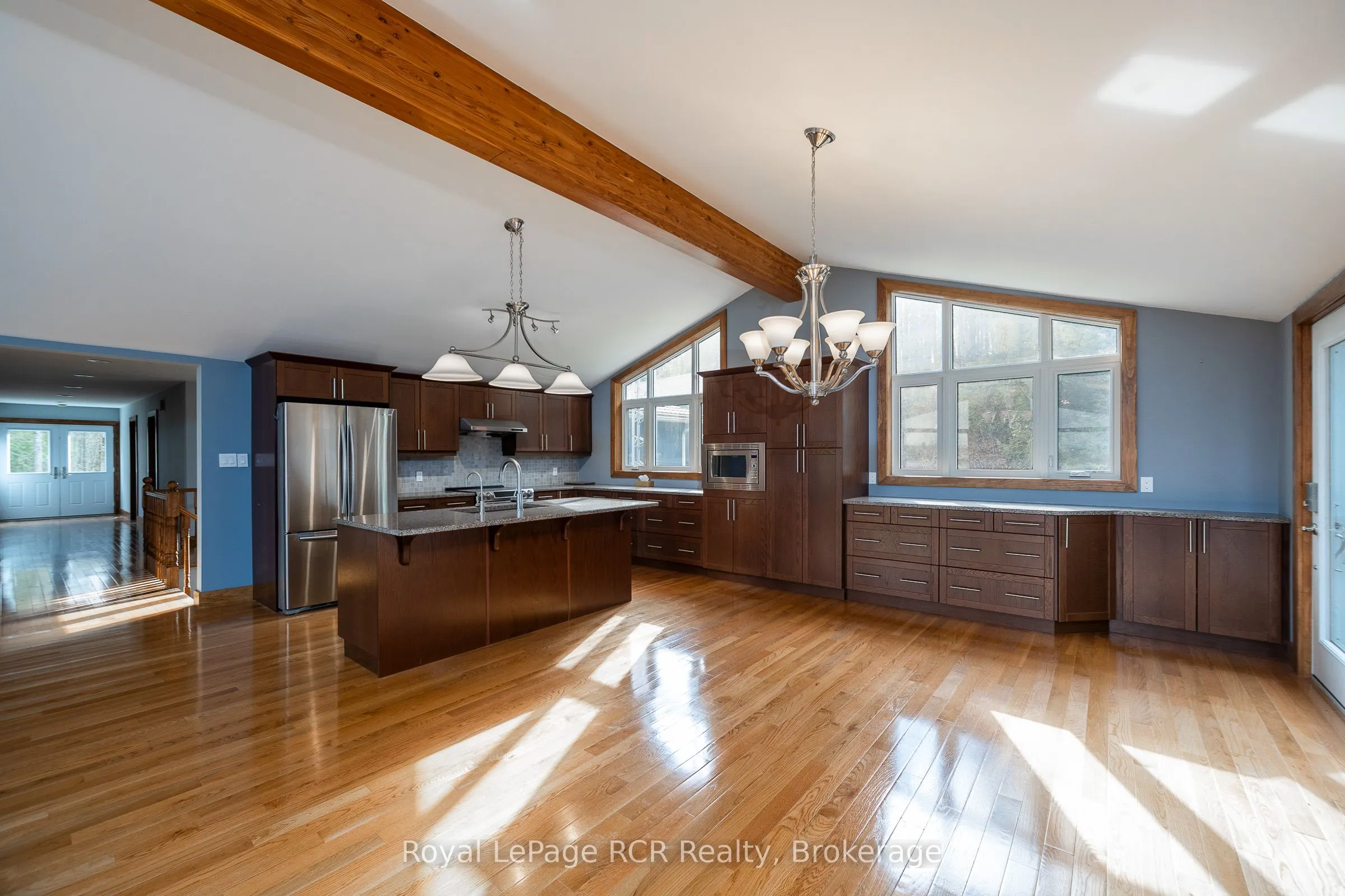 123 Lakeview Road