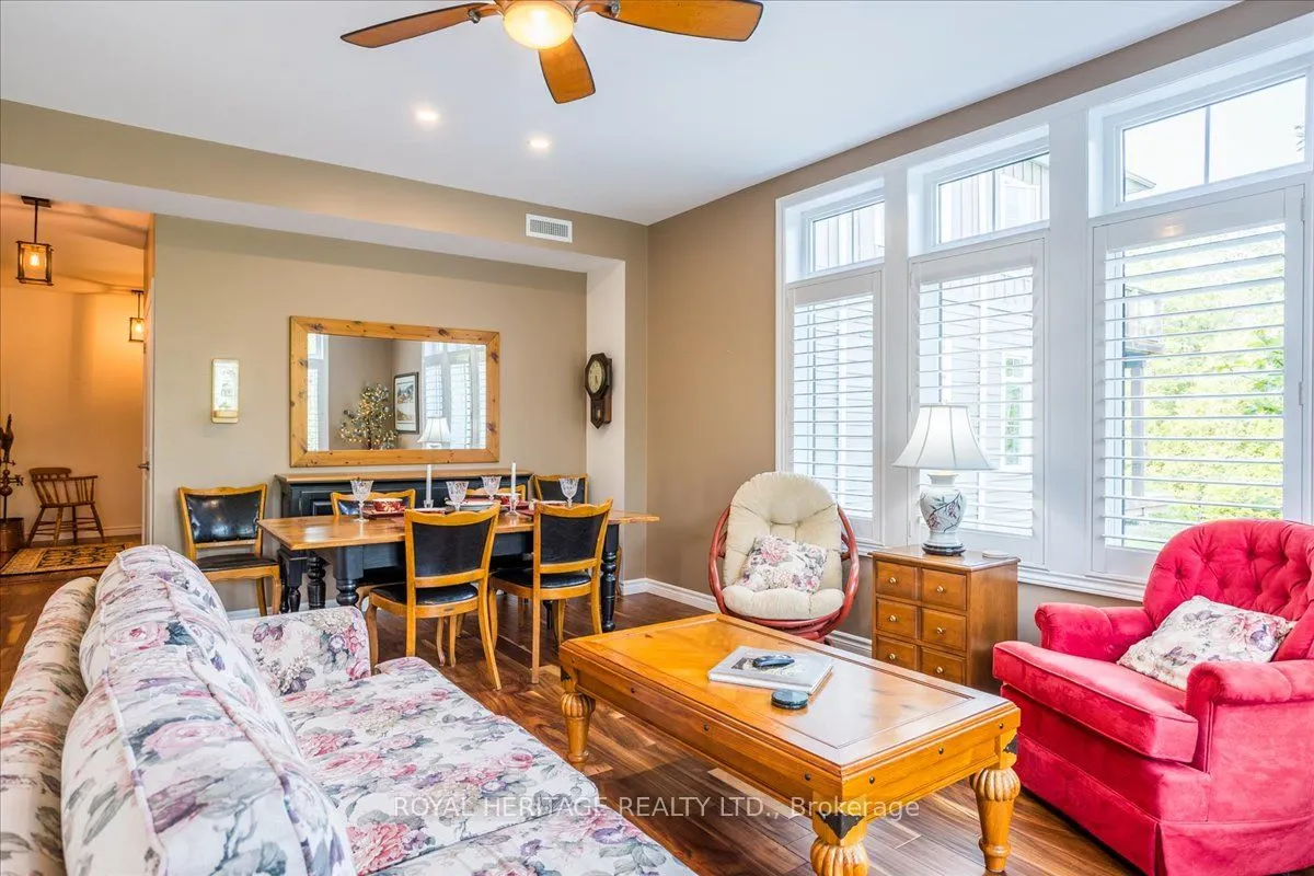 29 Lakewood Crescent #111