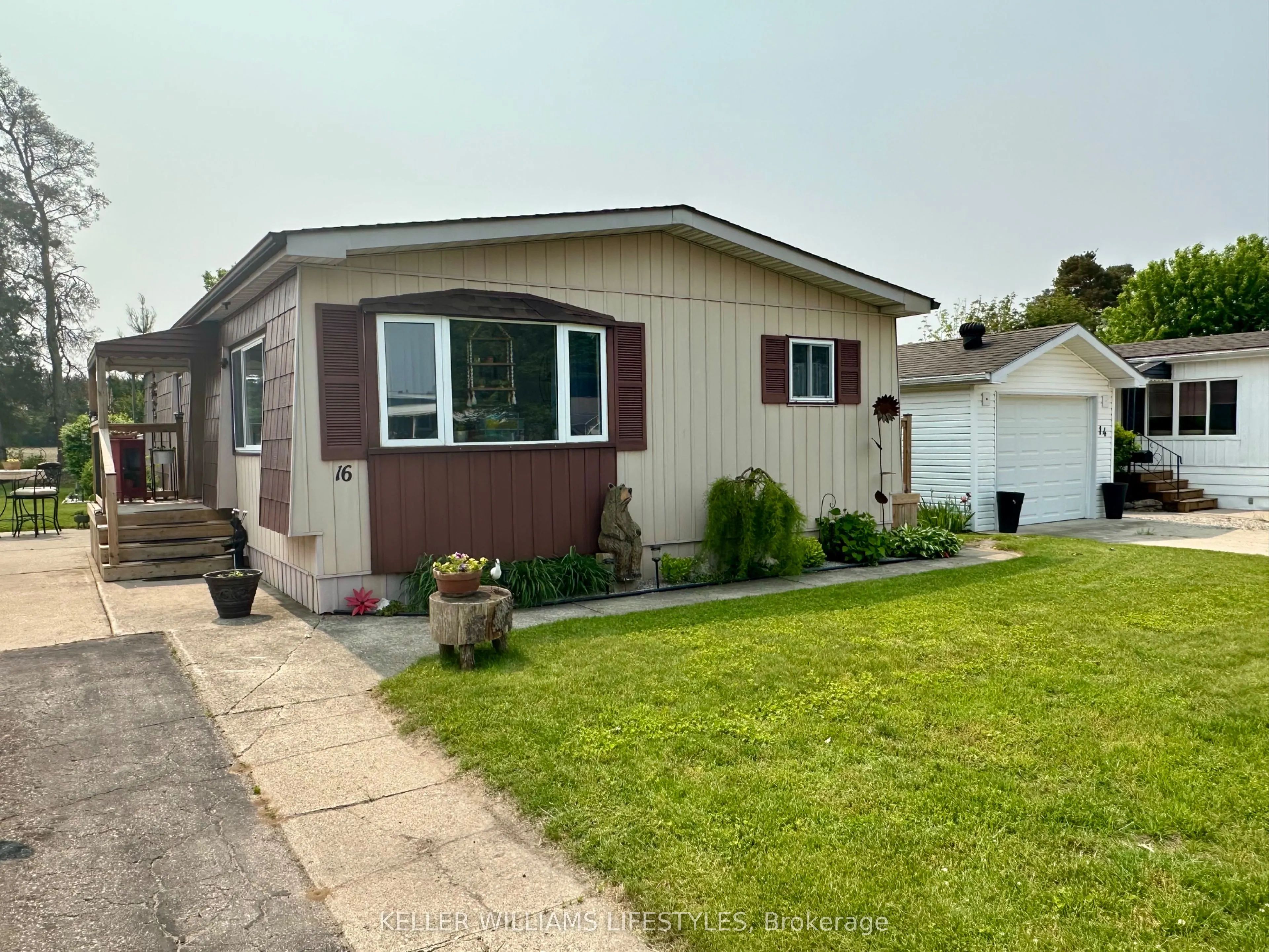 16 VELMA Street