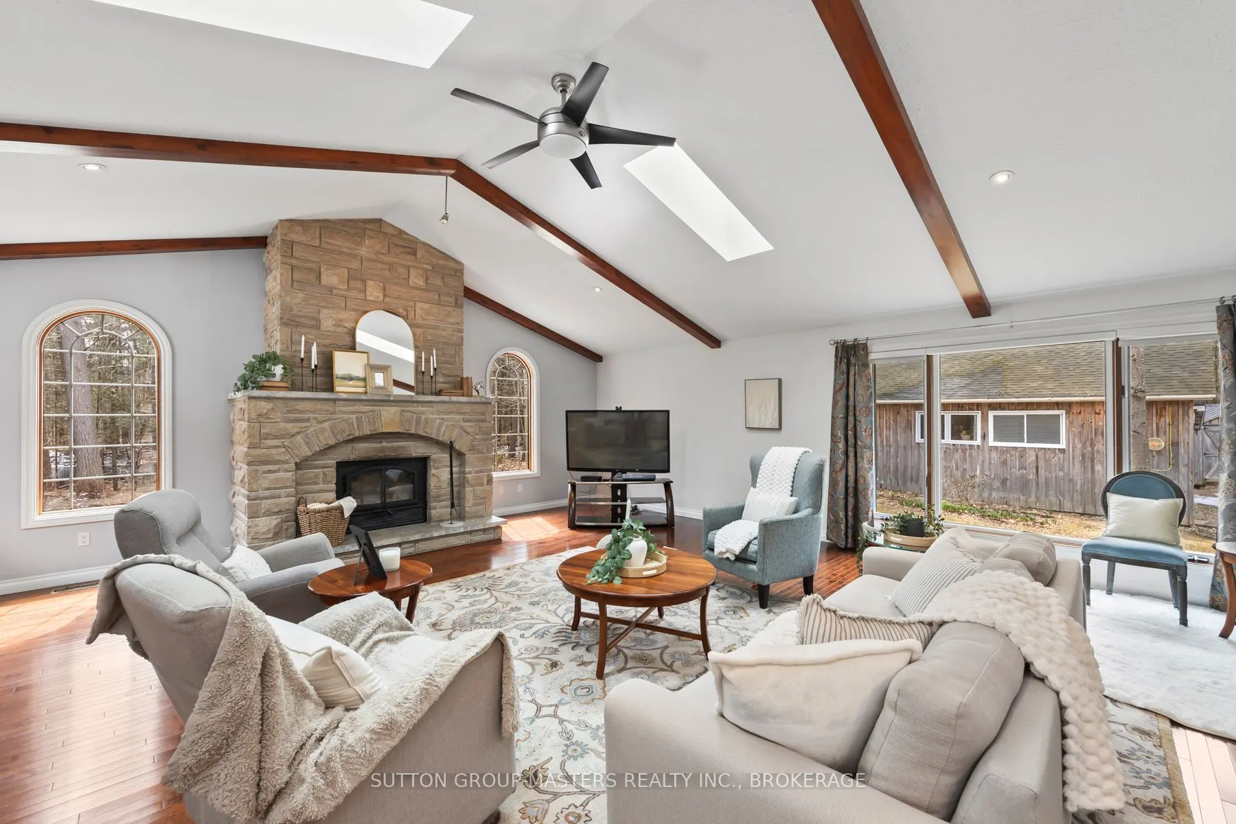 168 Escott Rockport Road