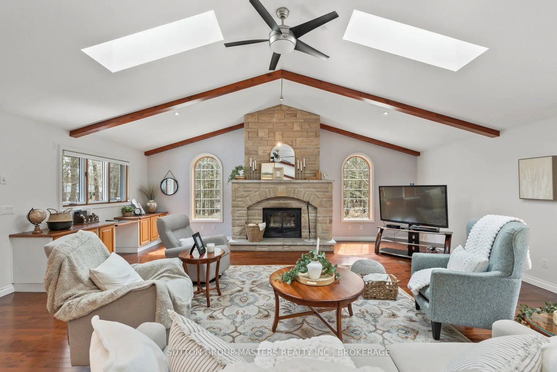 168 Escott Rockport Road
