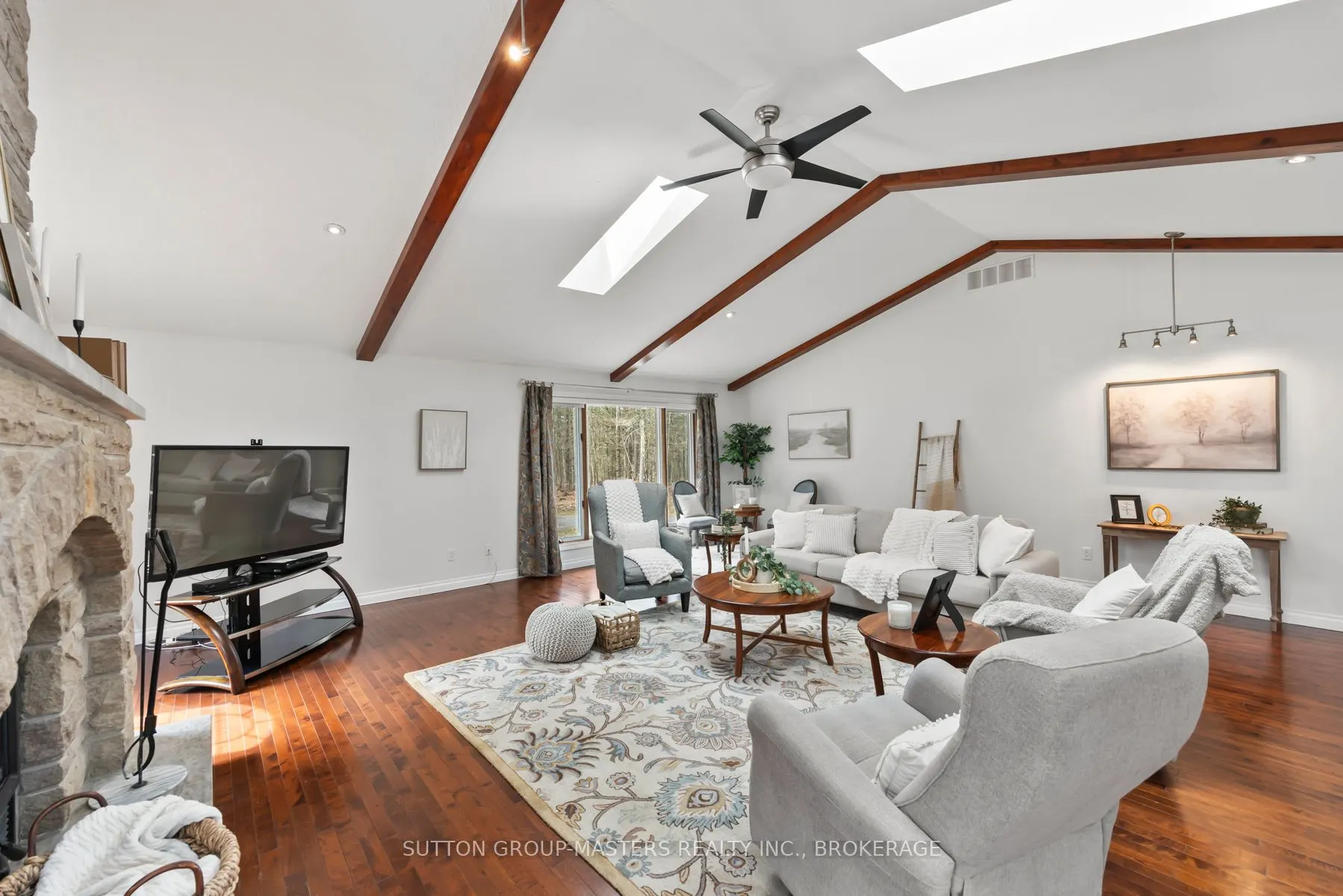168 Escott Rockport Road