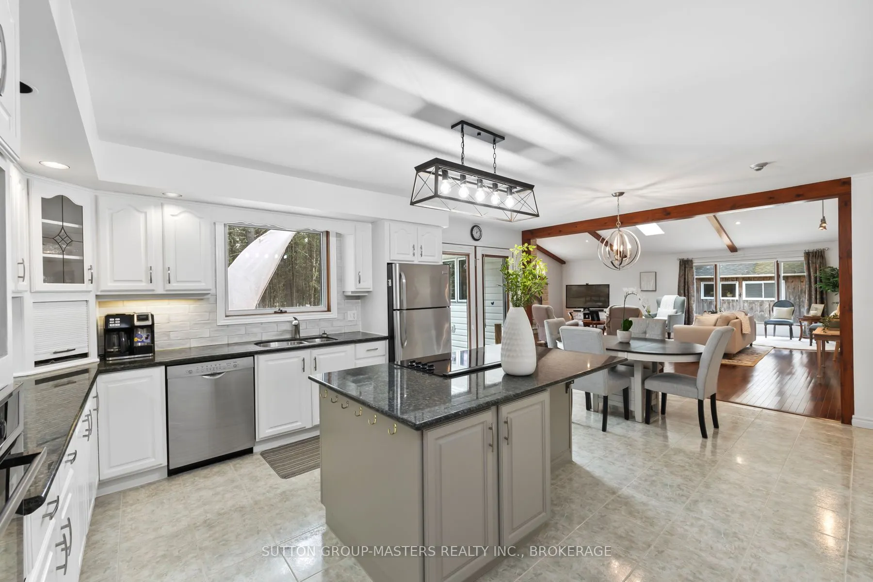 168 Escott Rockport Road