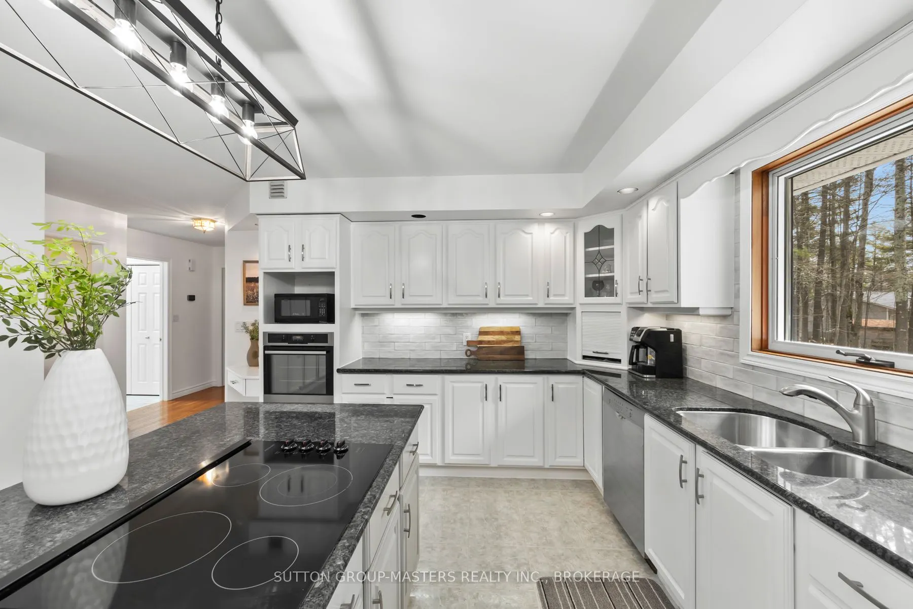 168 Escott Rockport Road