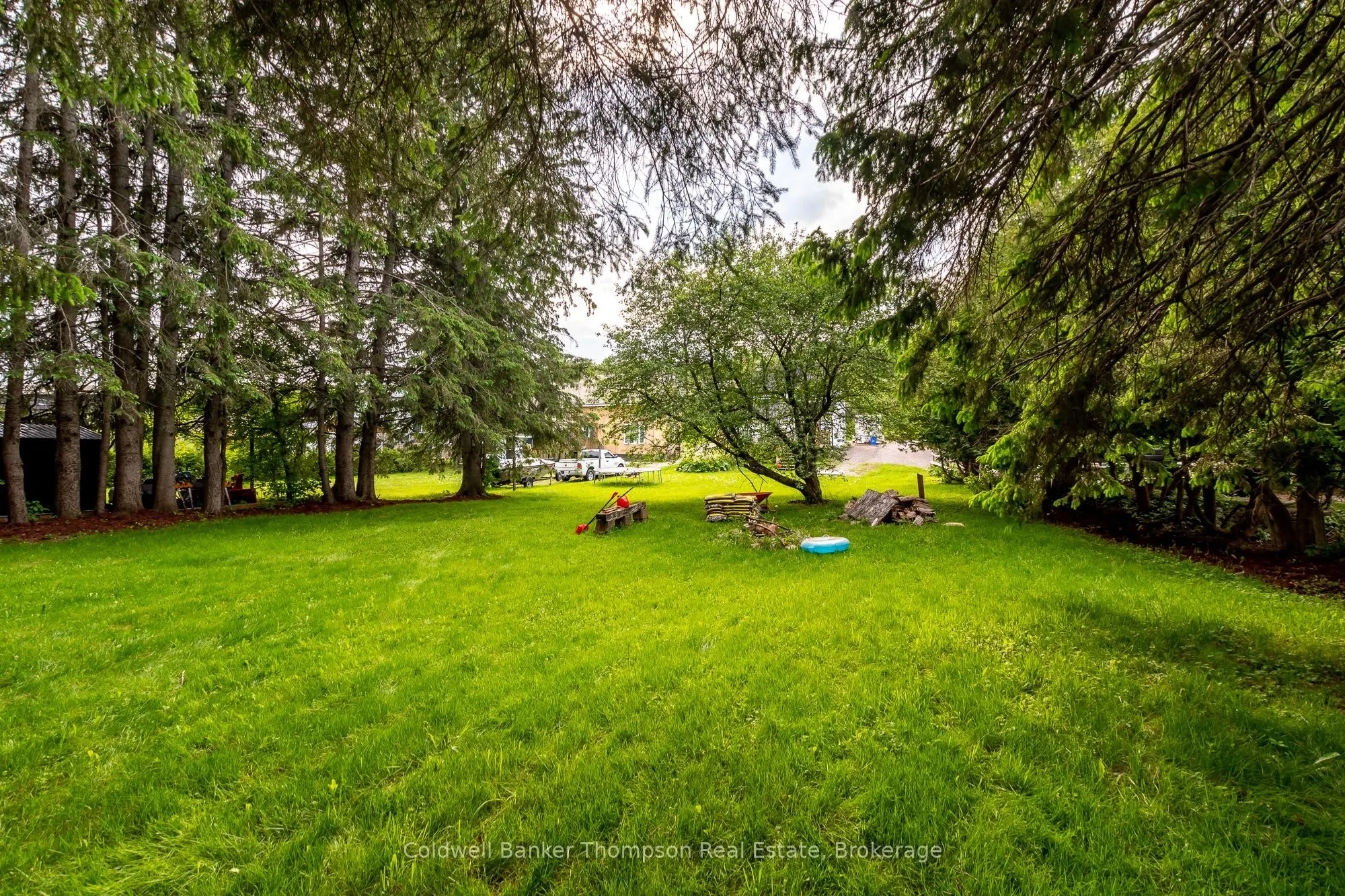 112 Ryerson Crescent