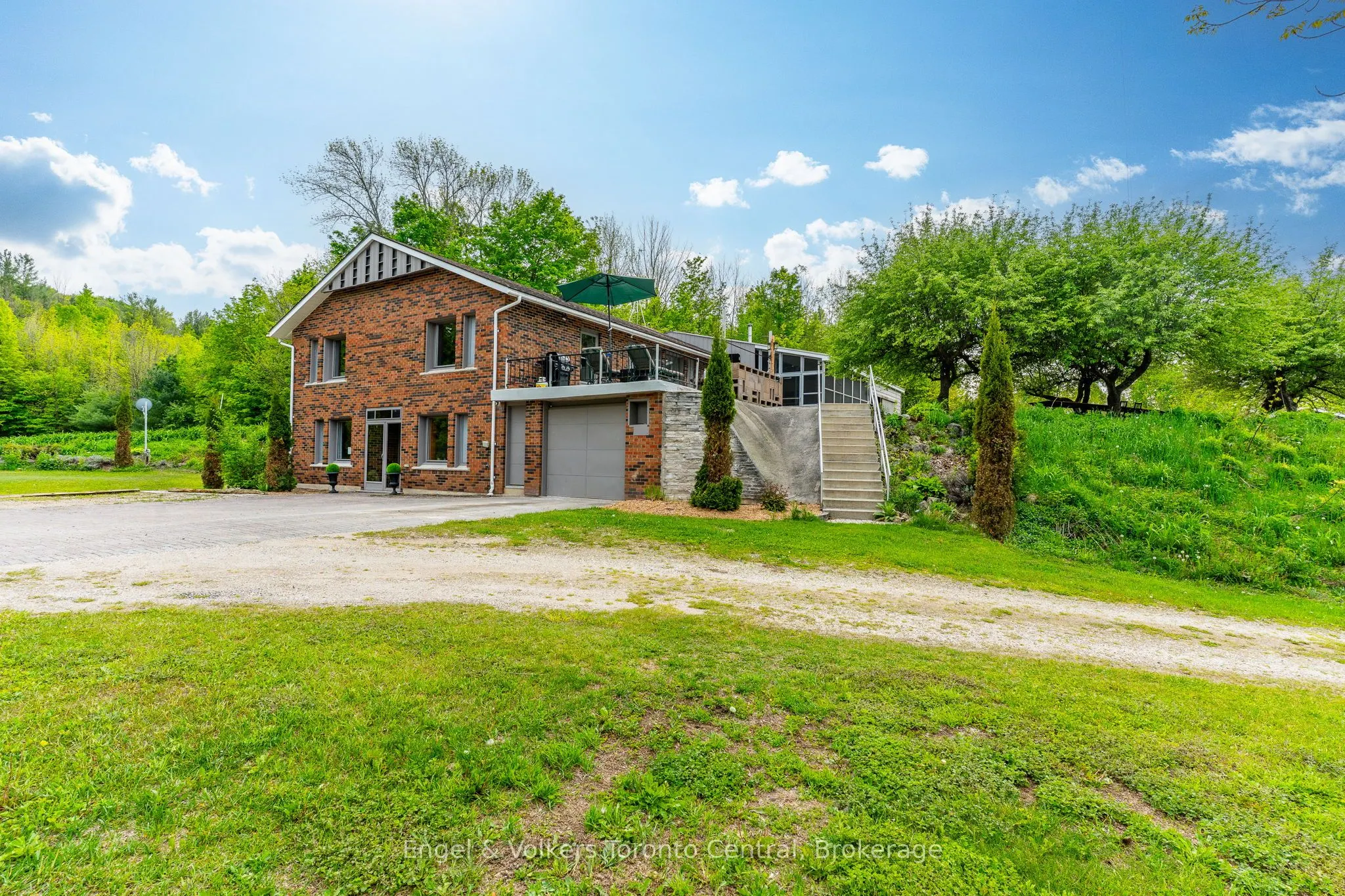 215588 CONCESSION 4