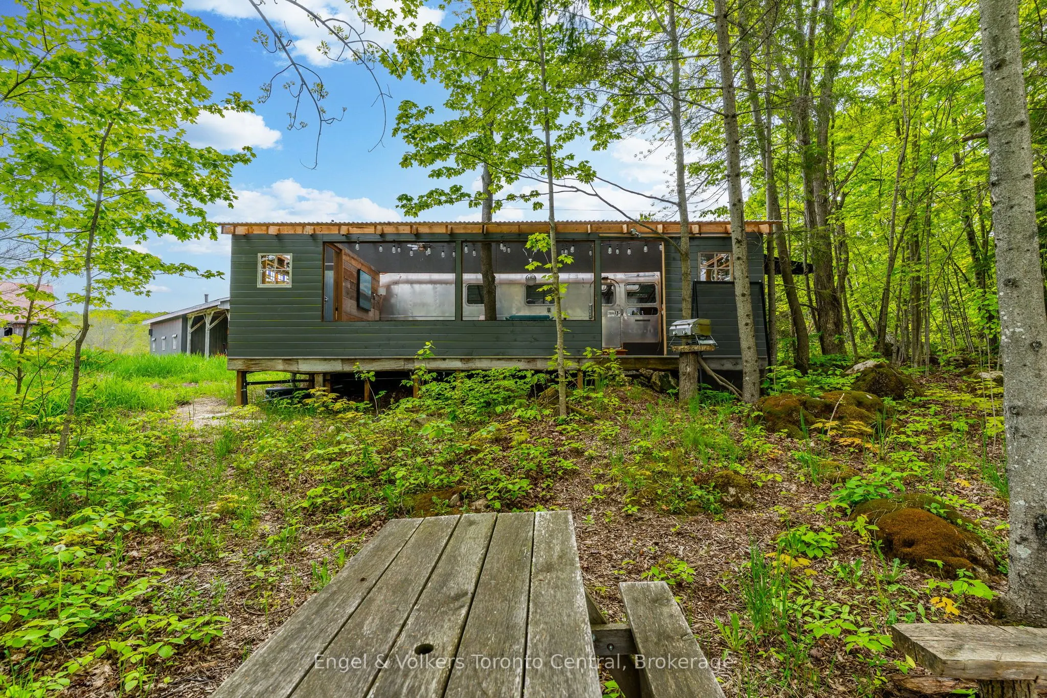 215588 CONCESSION 4
