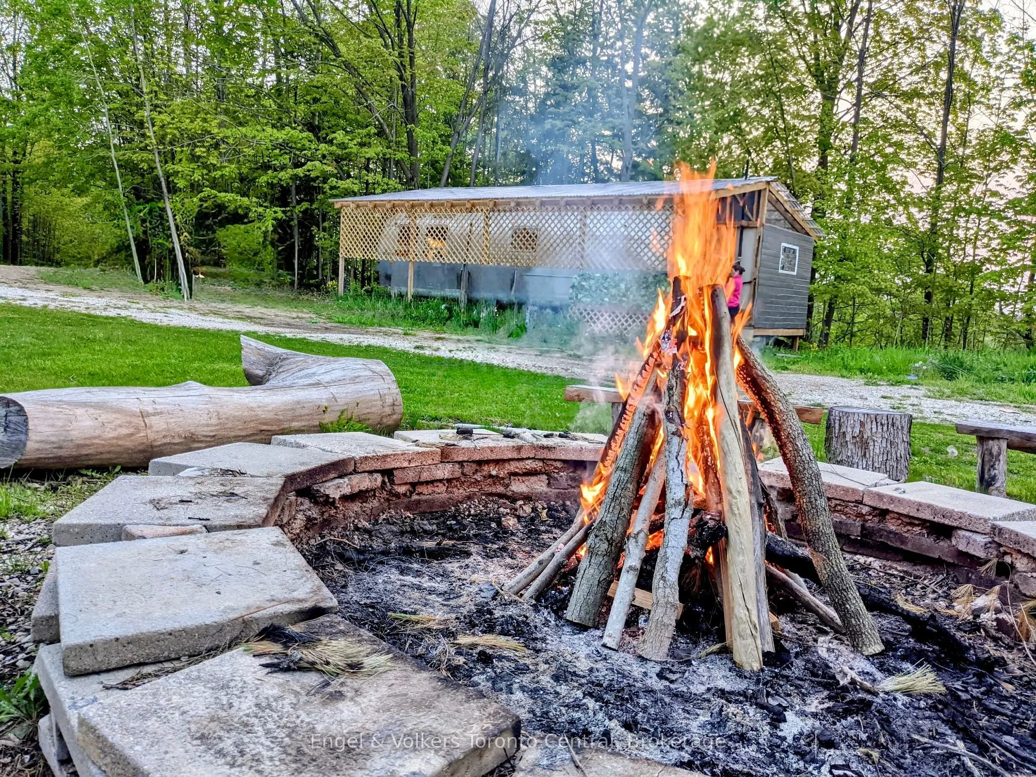 215588 CONCESSION 4