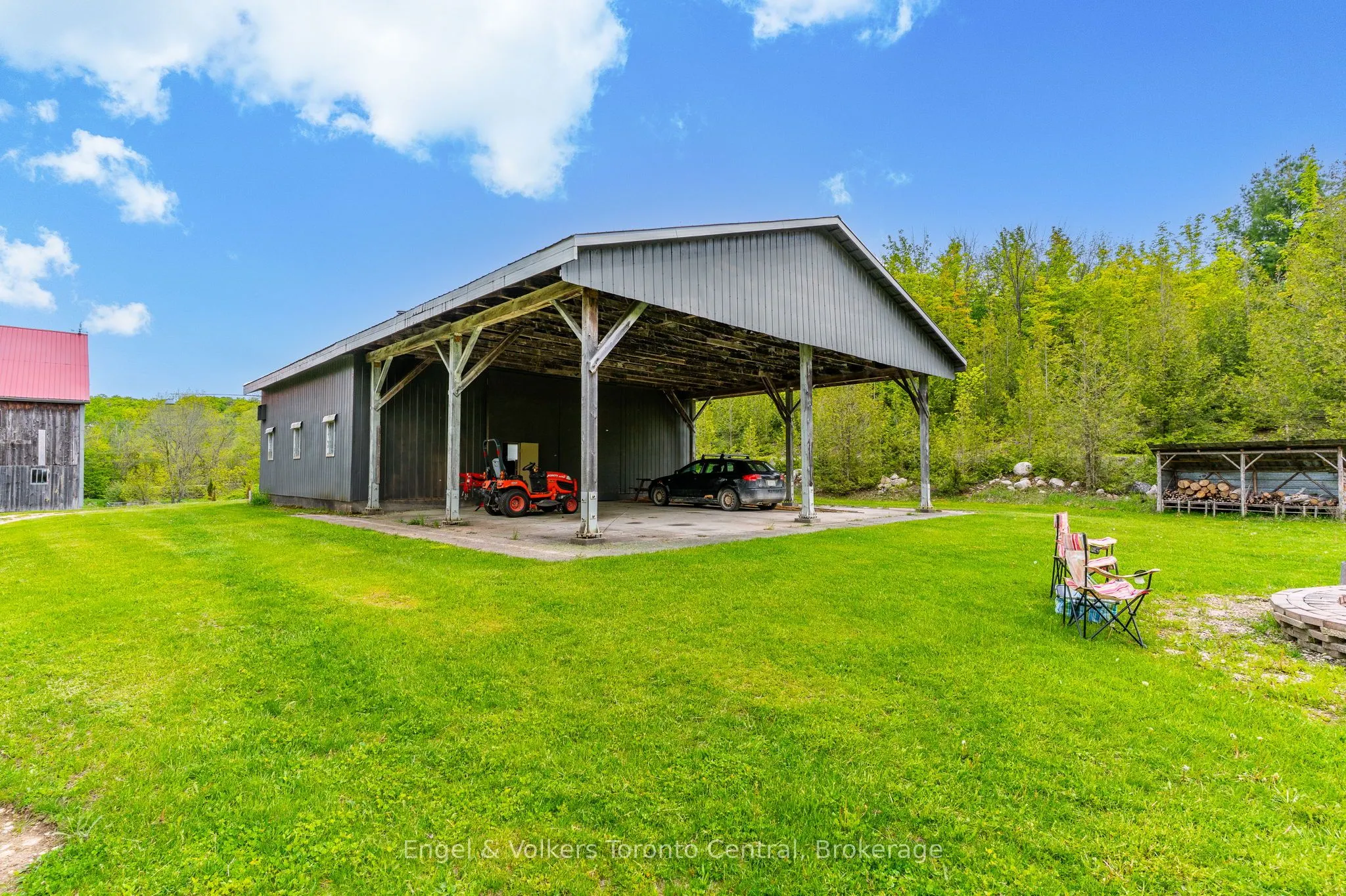 215588 CONCESSION 4