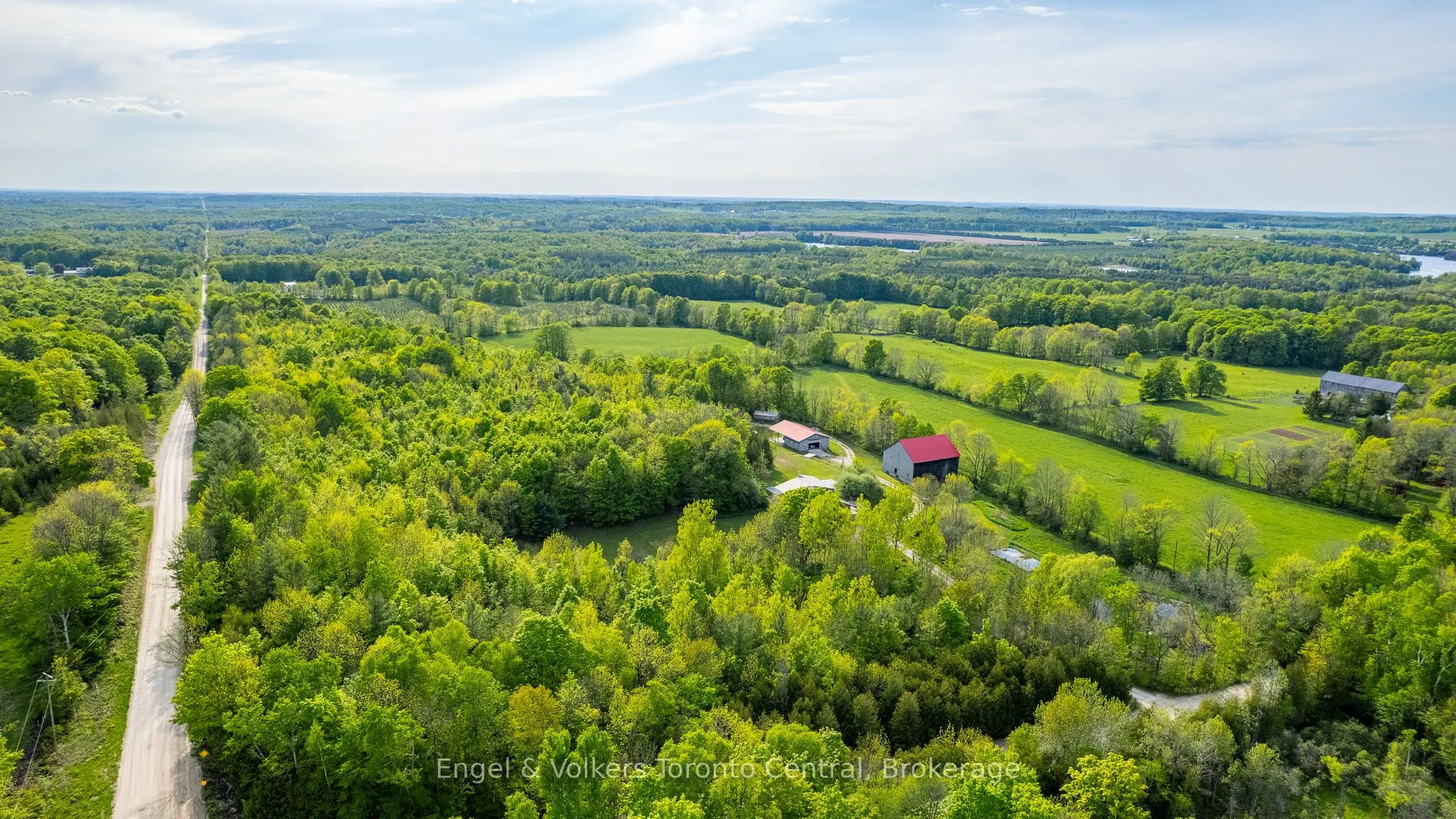 215588 CONCESSION 4