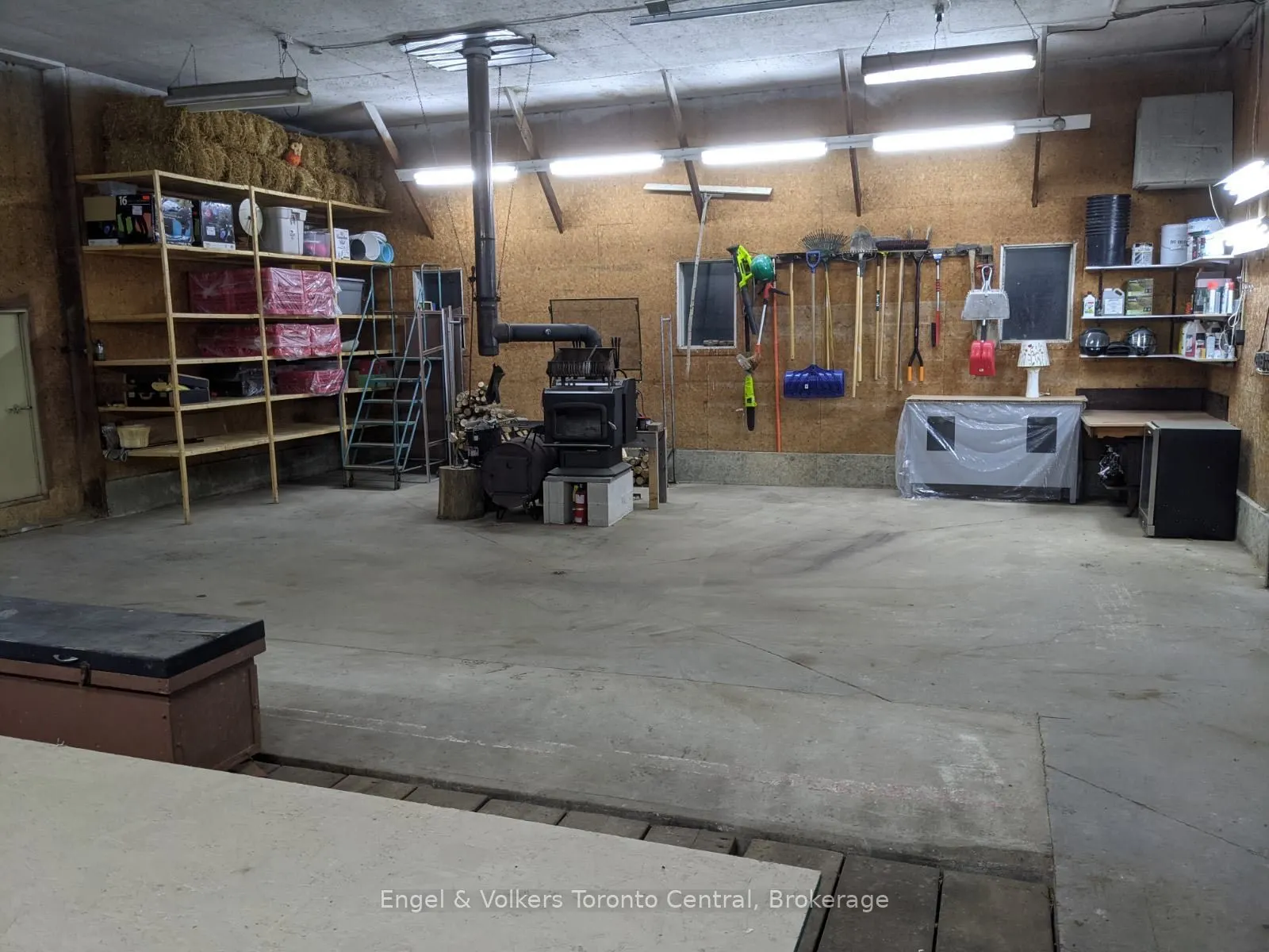 215588 CONCESSION 4