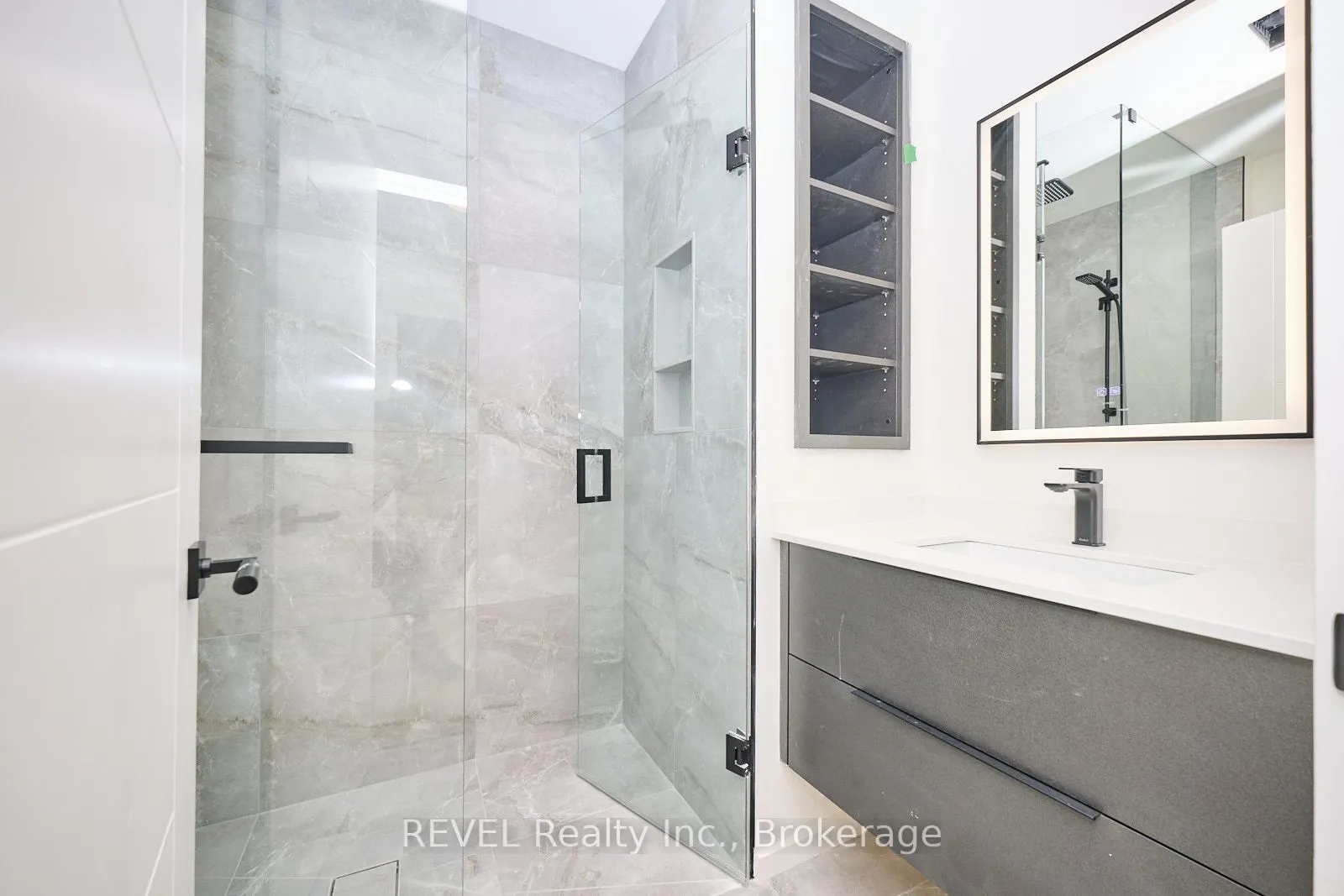 5361 Valley Way E, #Unit 1