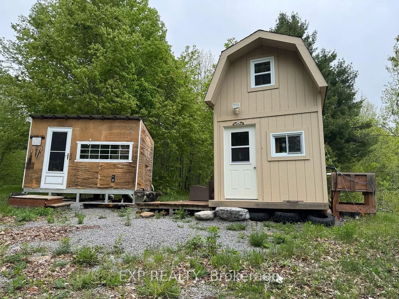 1703 Matawatchan Road N