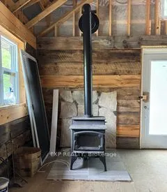 1703 Matawatchan Road N