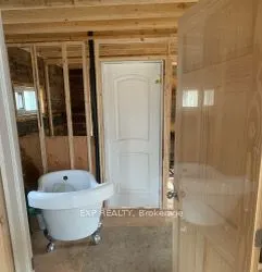 1703 Matawatchan Road N