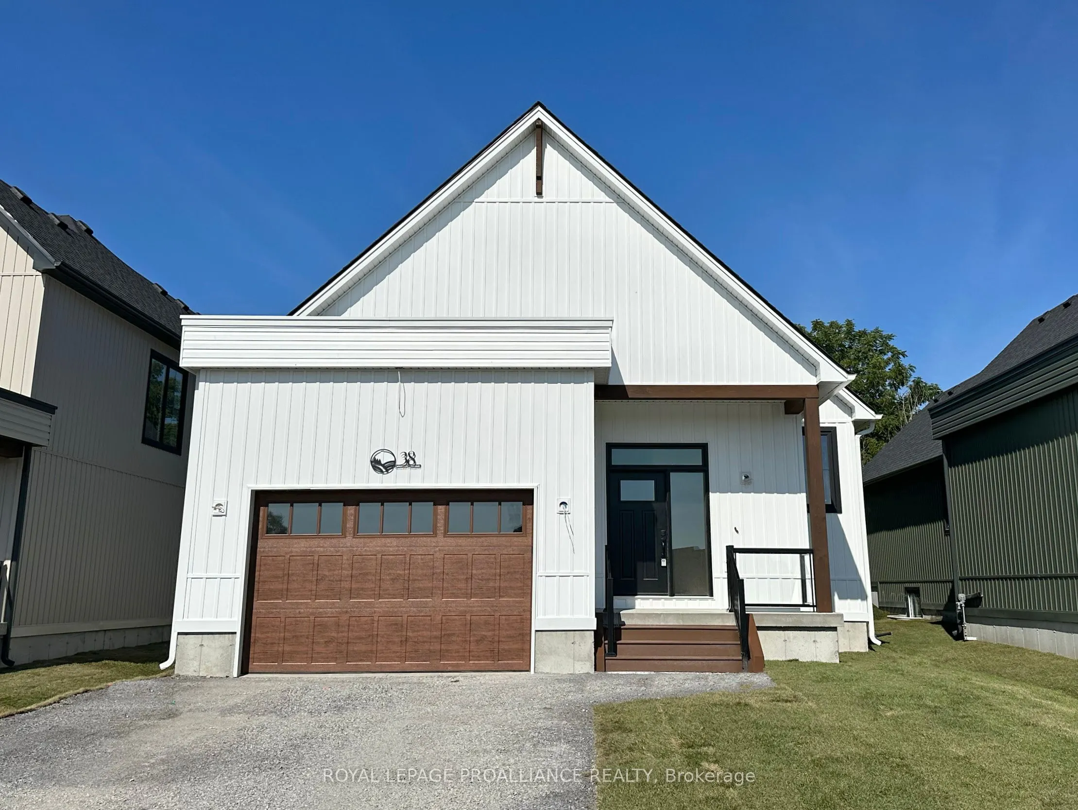 38 Hollingsworth Street