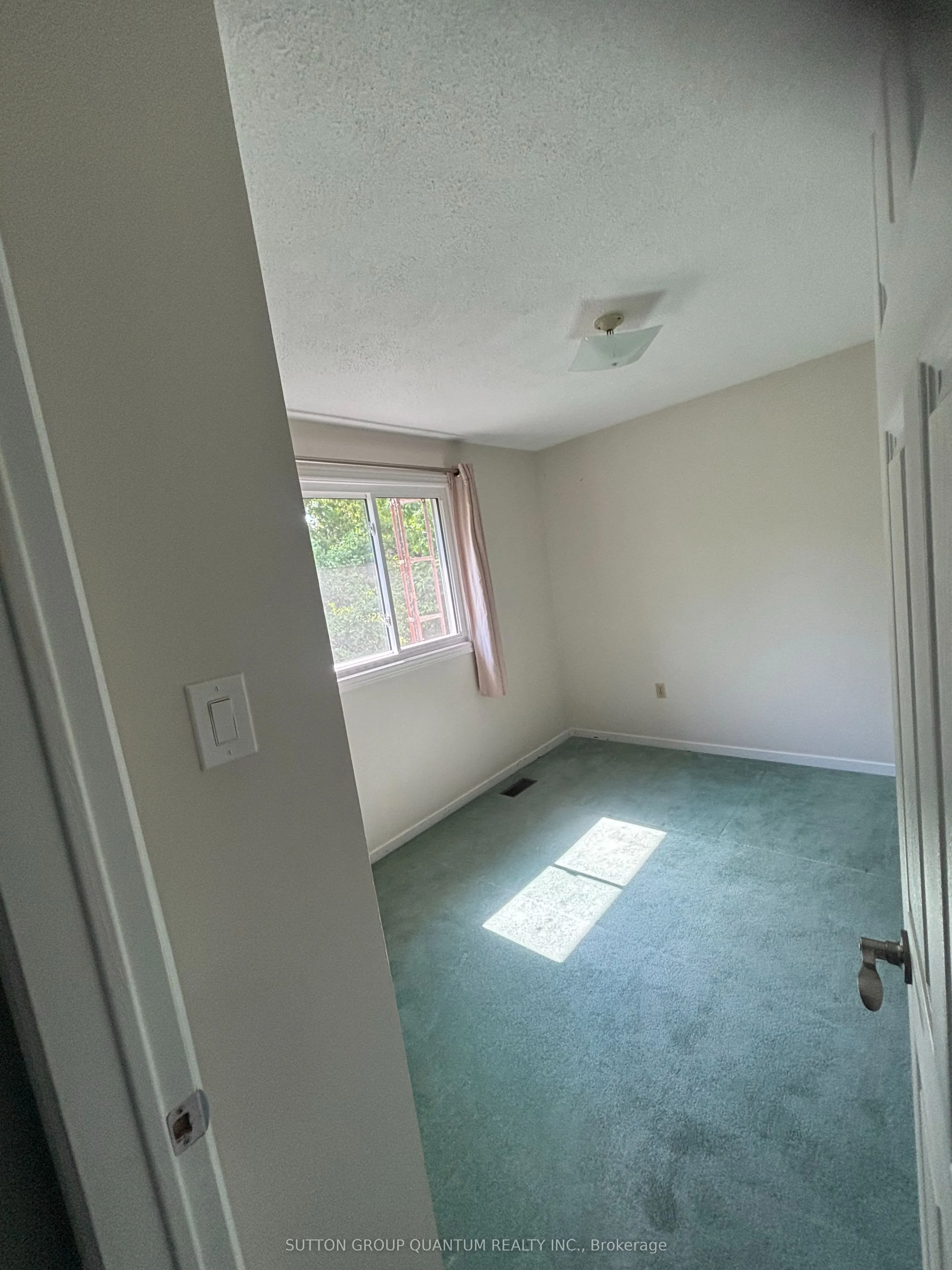 72 Teal Avenue