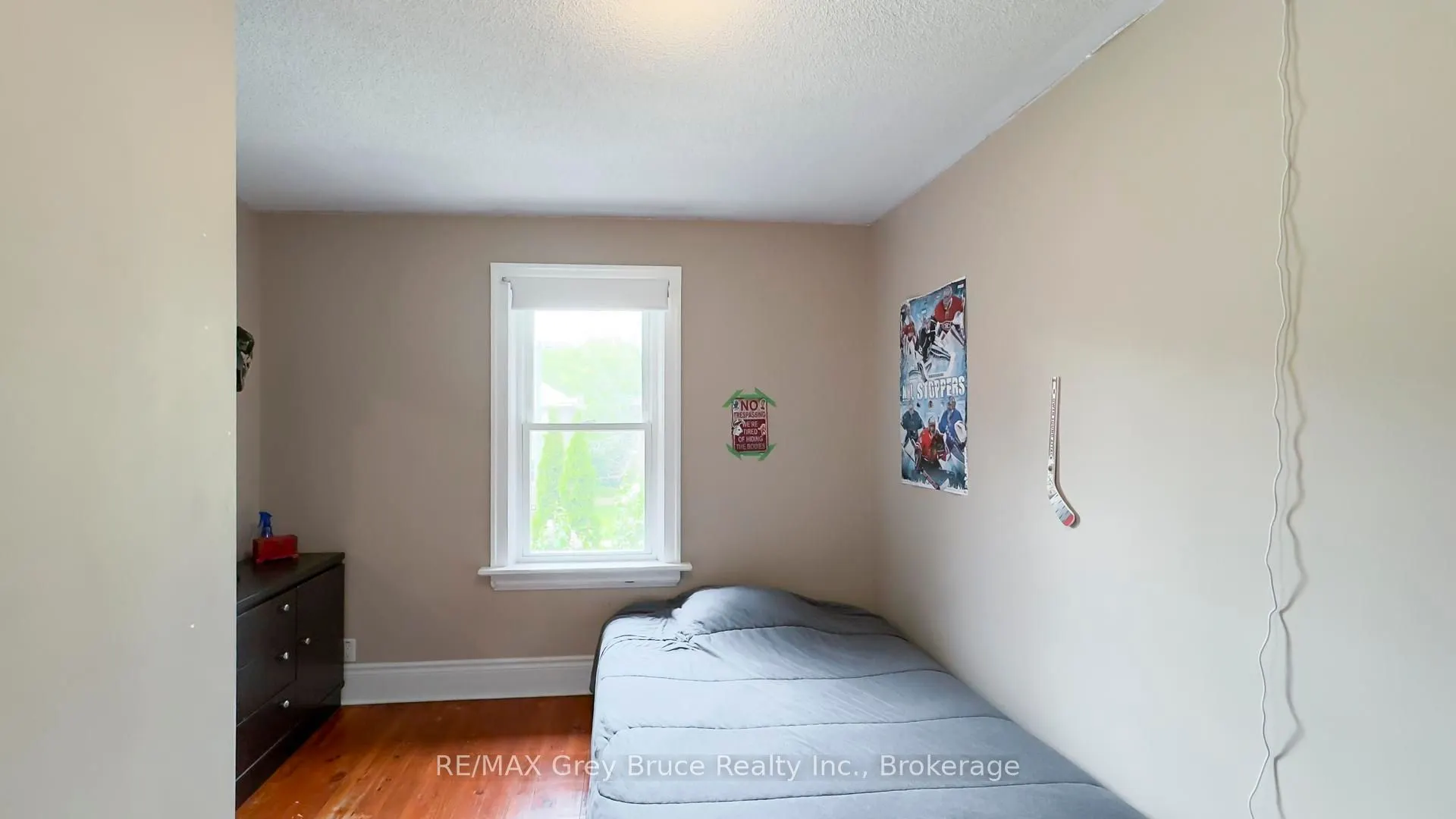 1155 3rd Avenue W