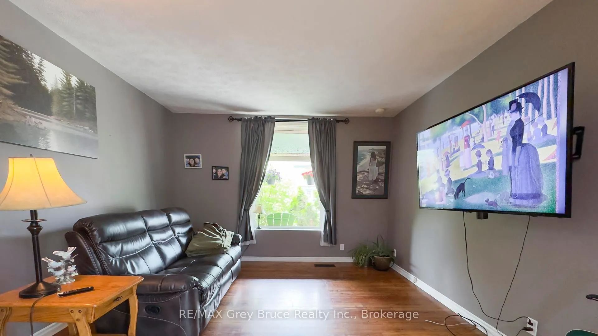 1155 3rd Avenue W