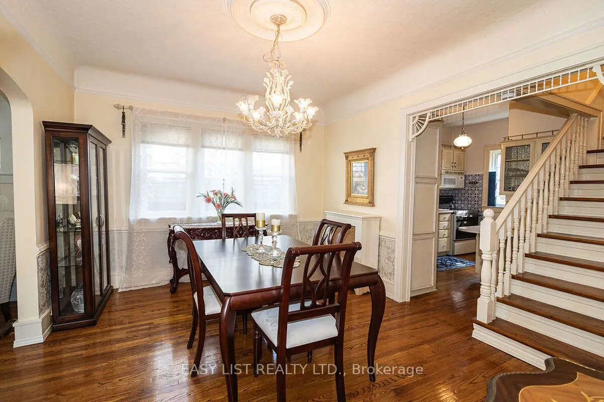 240 Prado Place