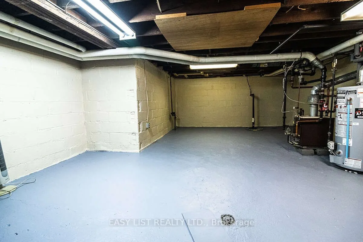240 Prado Place