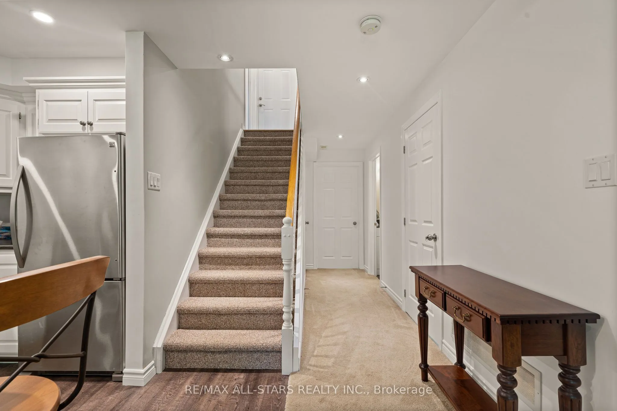 84A Francis Street E