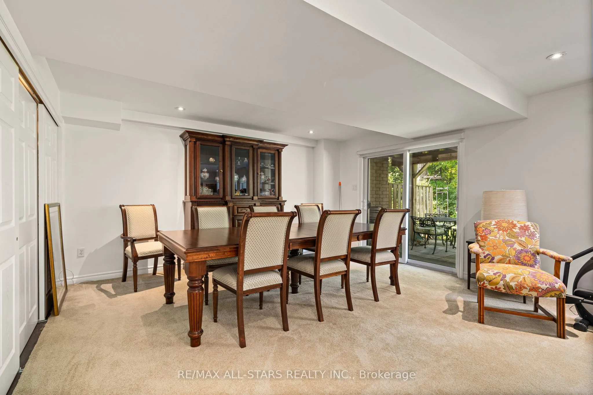 84A Francis Street E