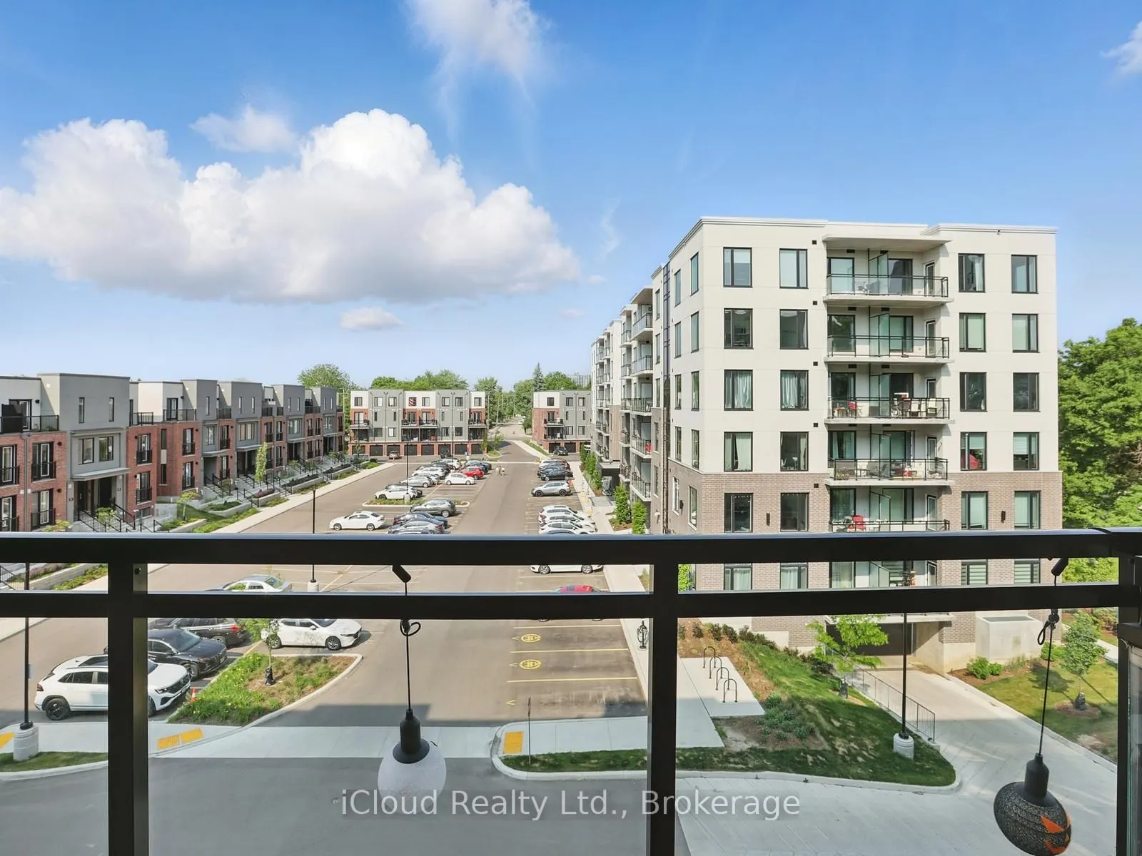 103 Roger Street, #411
