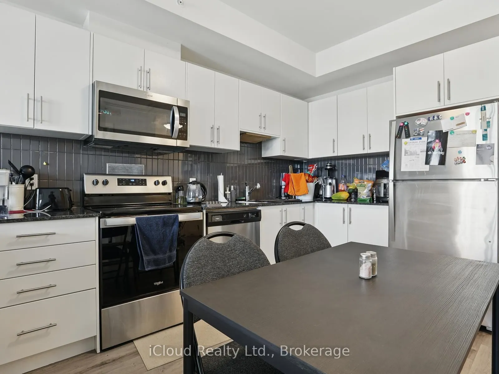 103 Roger Street, #411