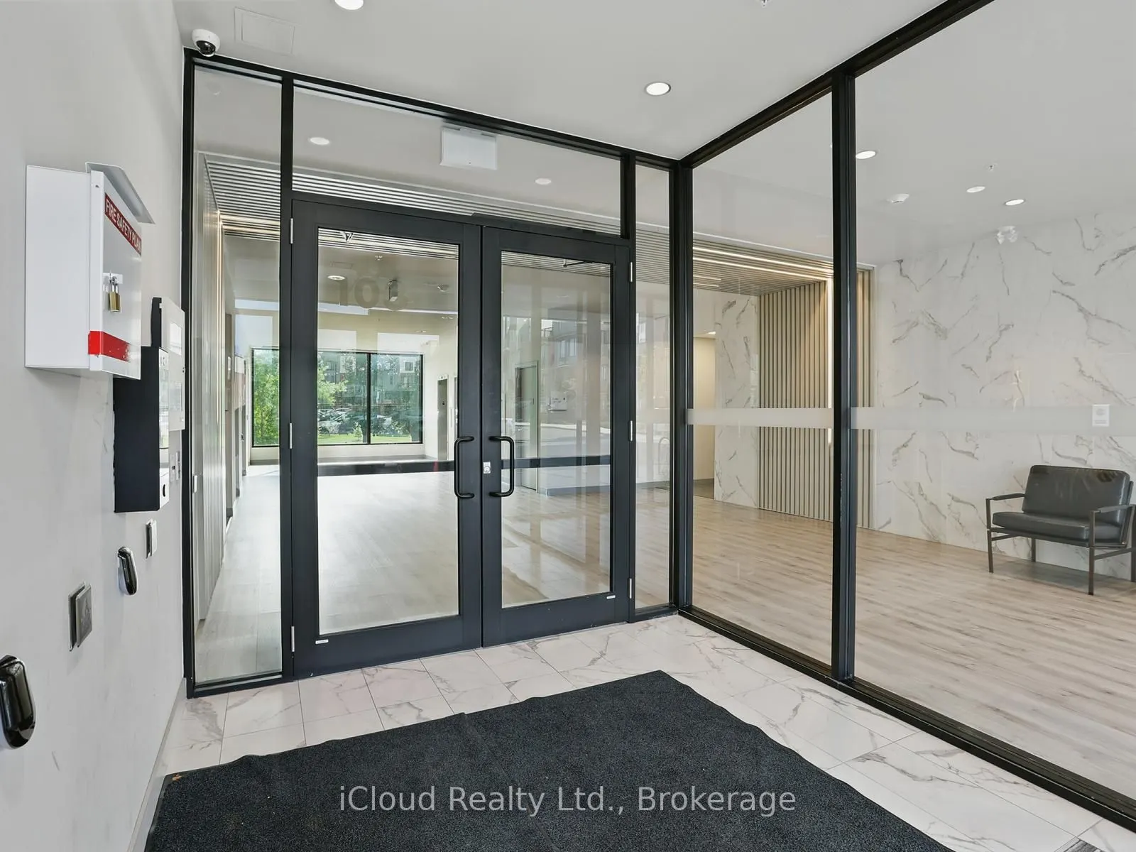 103 Roger Street, #411