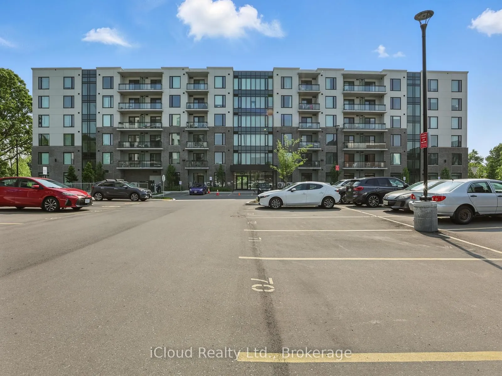 103 Roger Street, #411