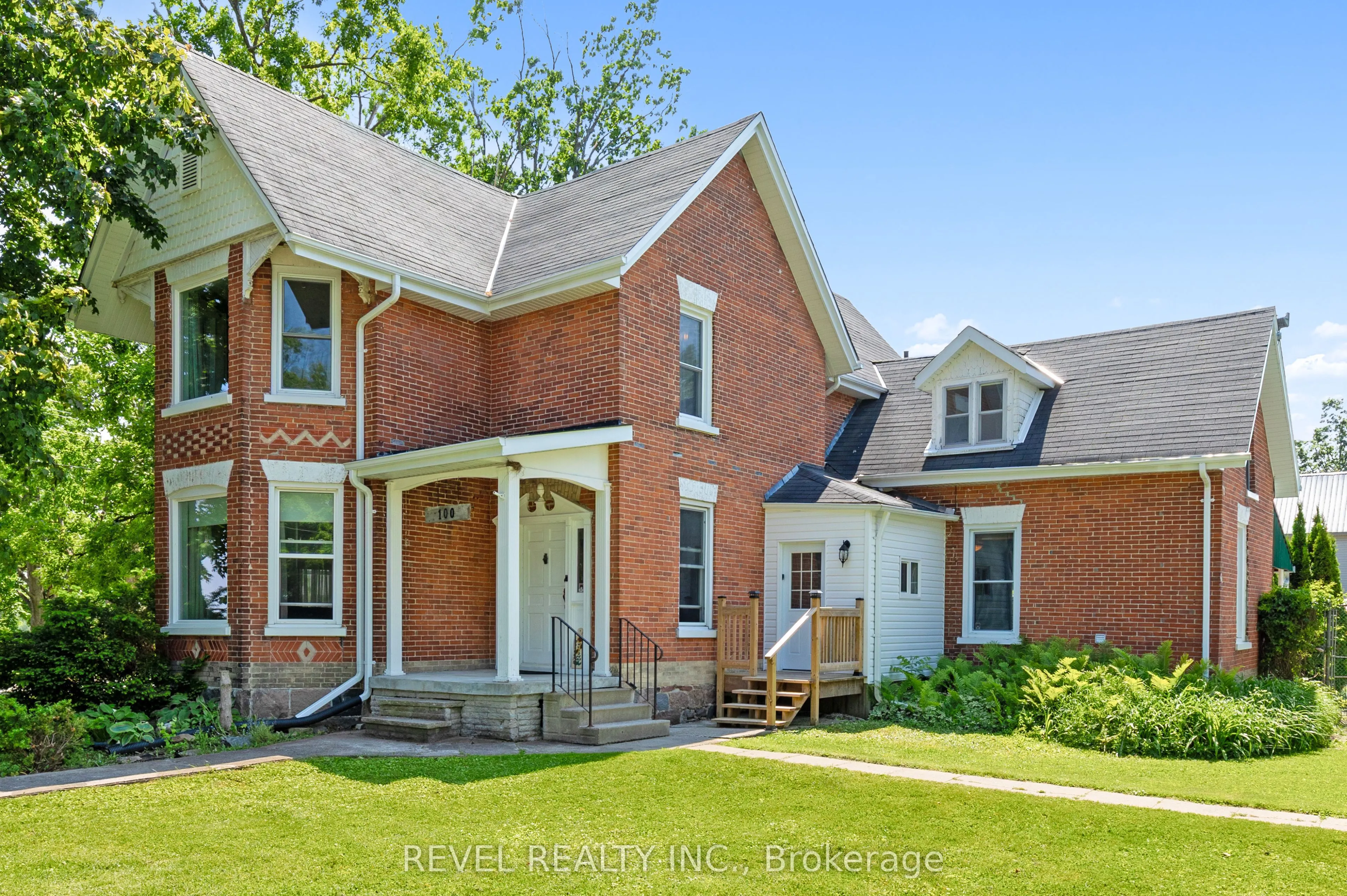 100 Nappadale Street