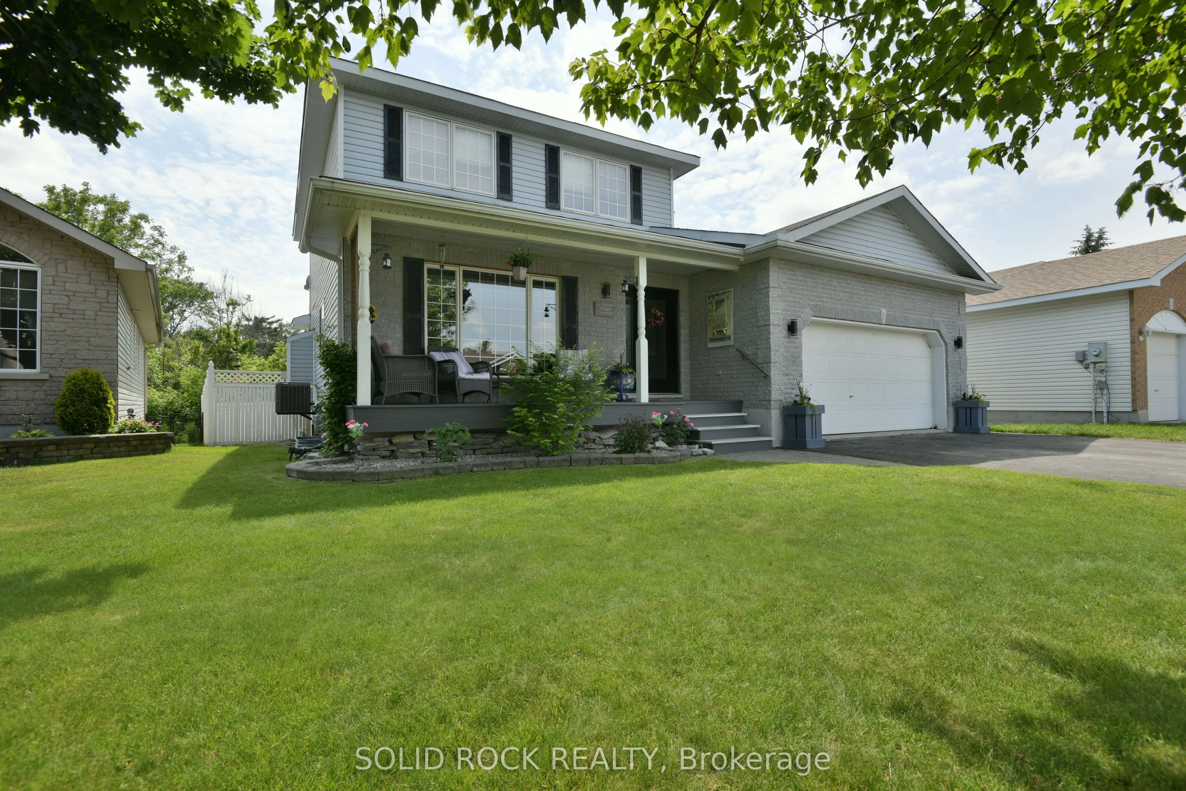 3 River Ridge Crescent