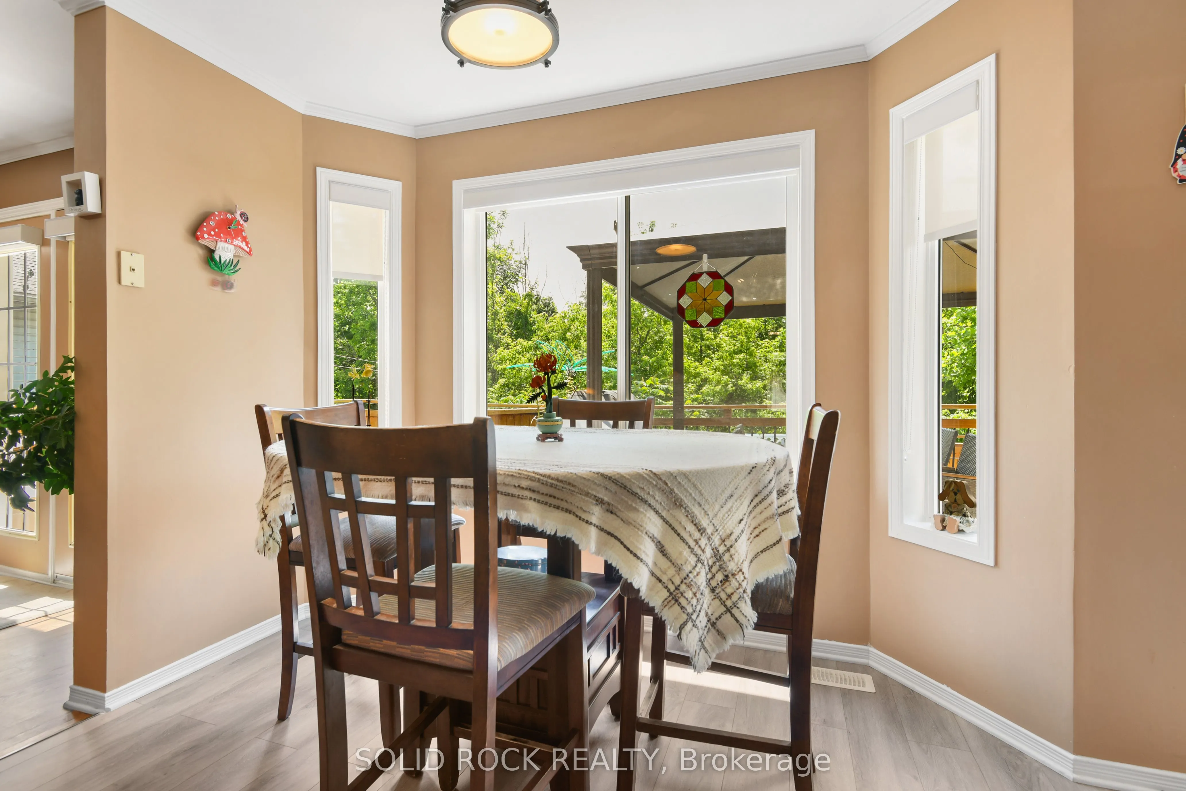 3 River Ridge Crescent