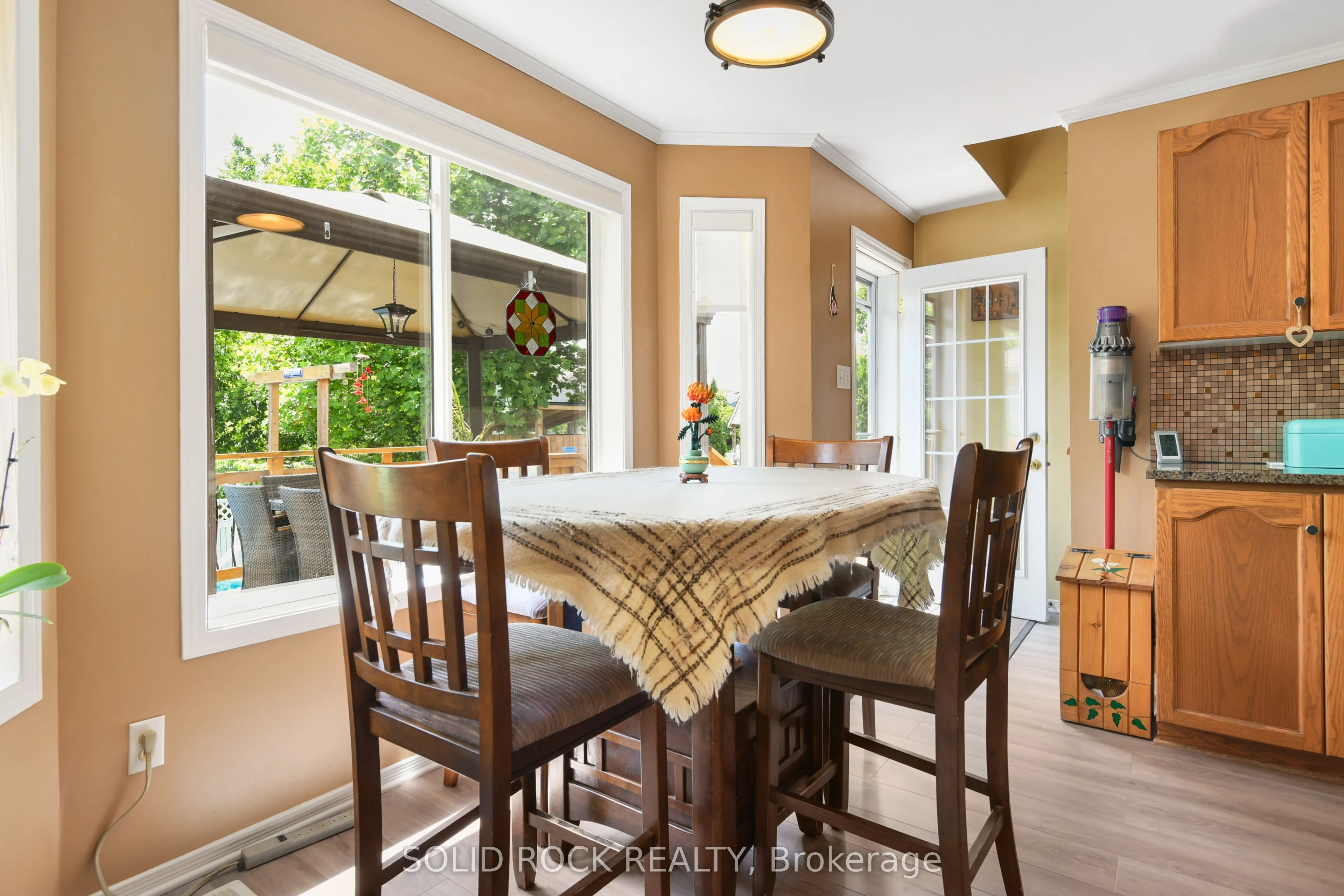 3 River Ridge Crescent