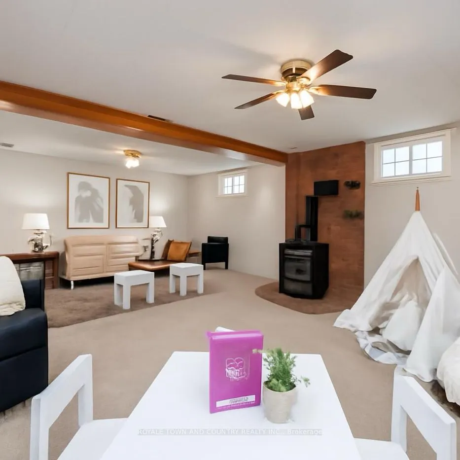 27 Hillside Drive