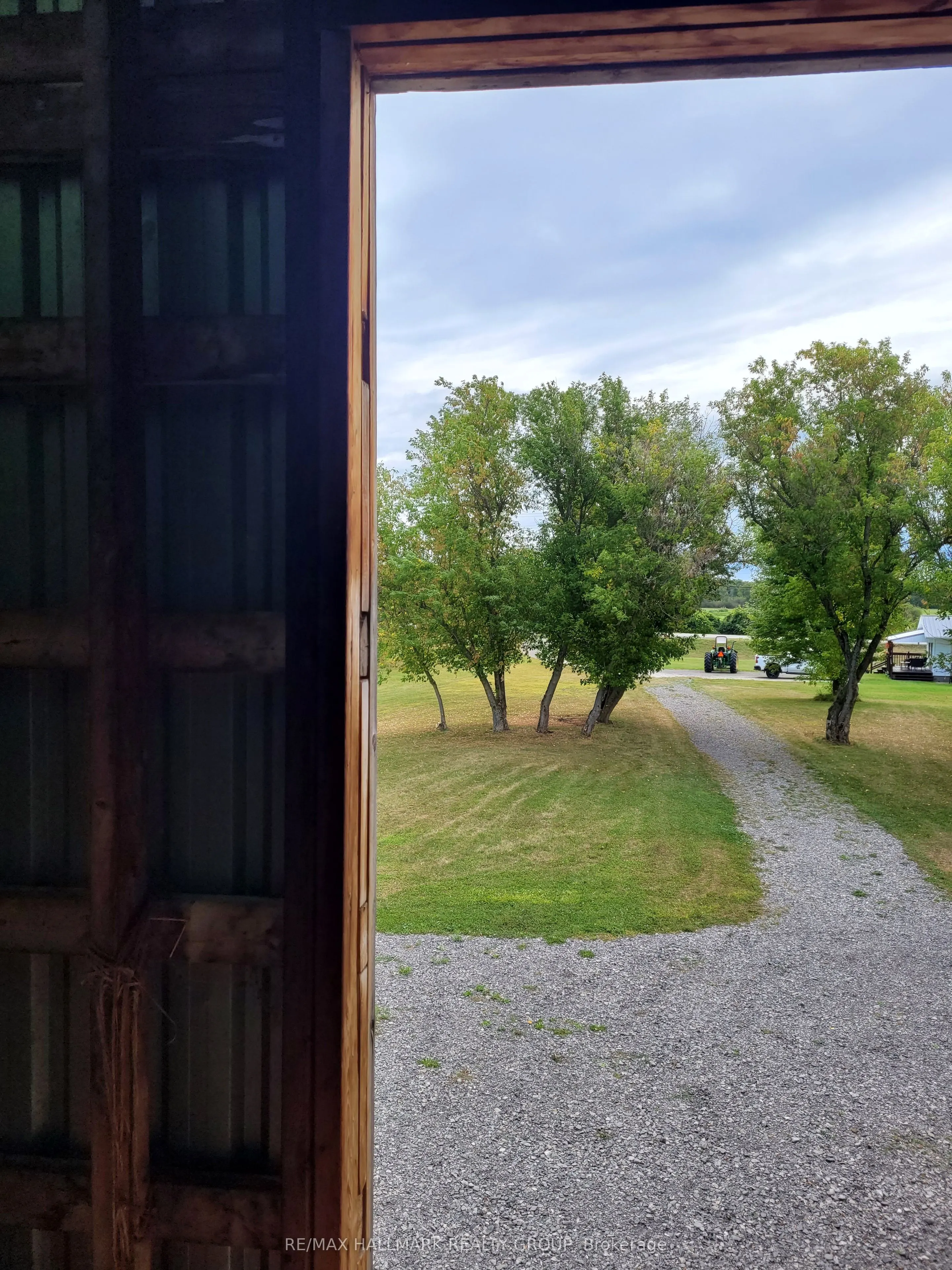 1352 County 43 Road Highway W