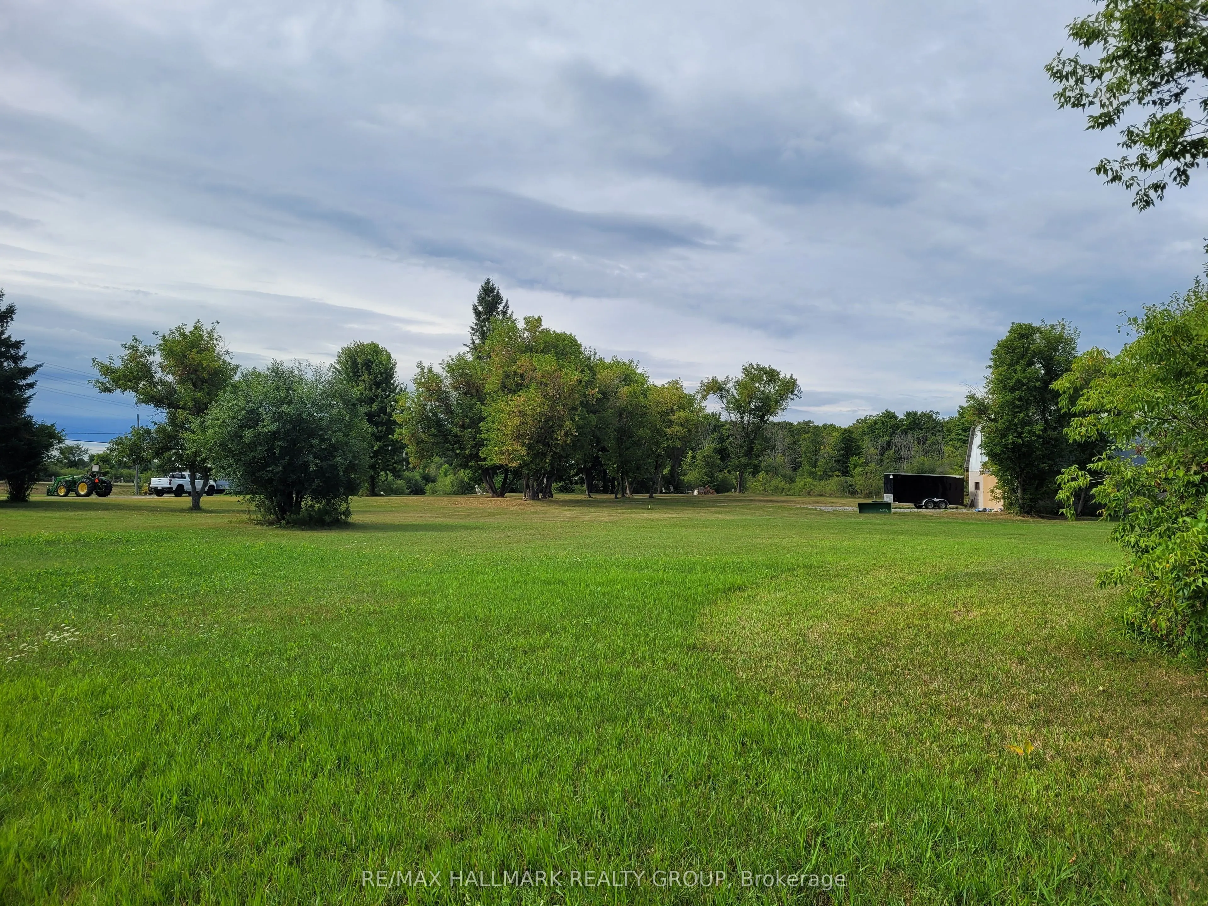 1352 County 43 Road Highway W