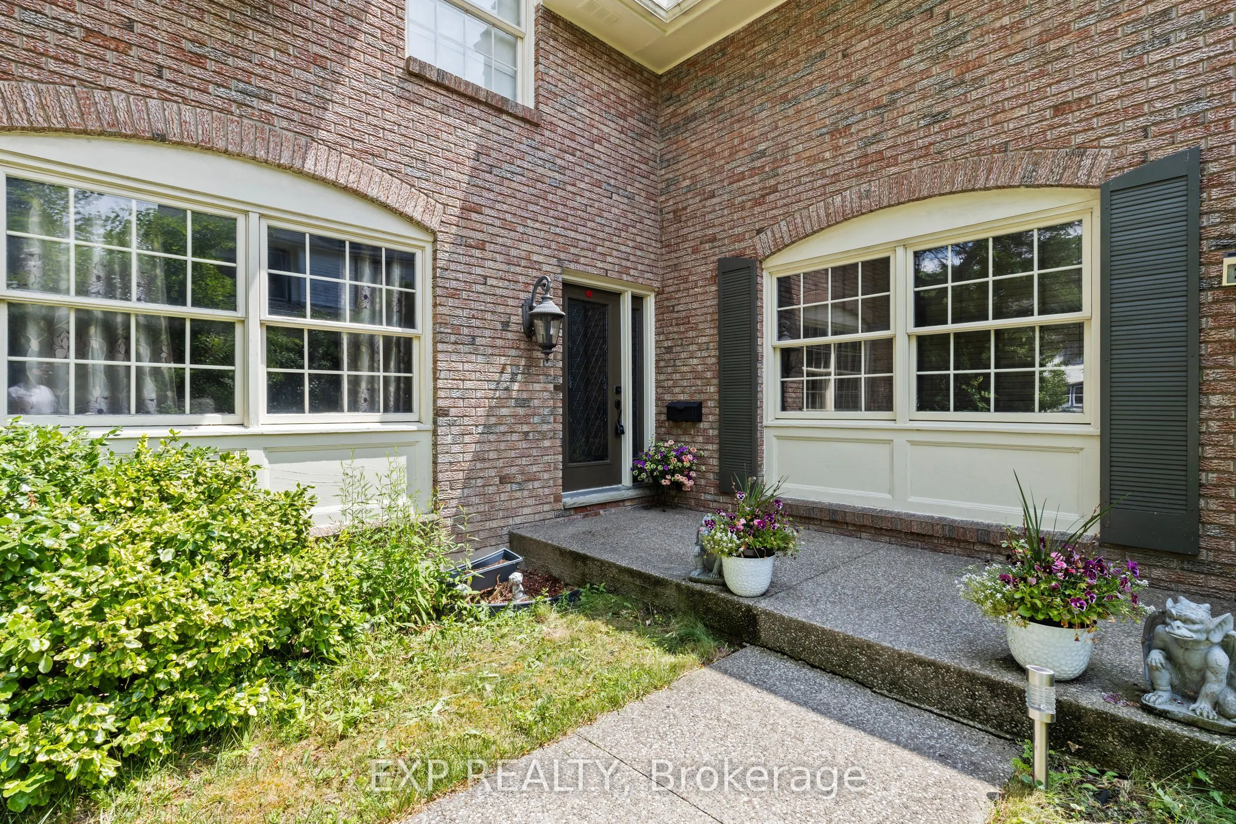 211 Merritt Street