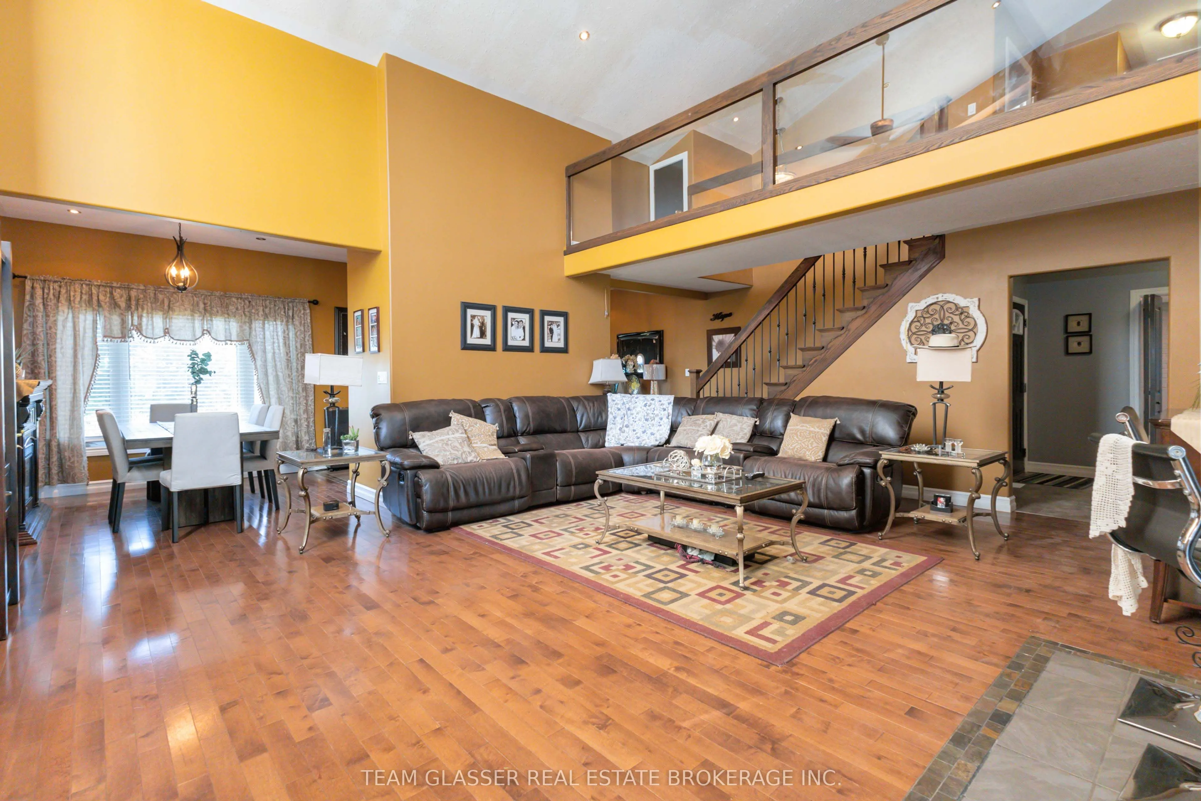 6571 CARROLL Drive