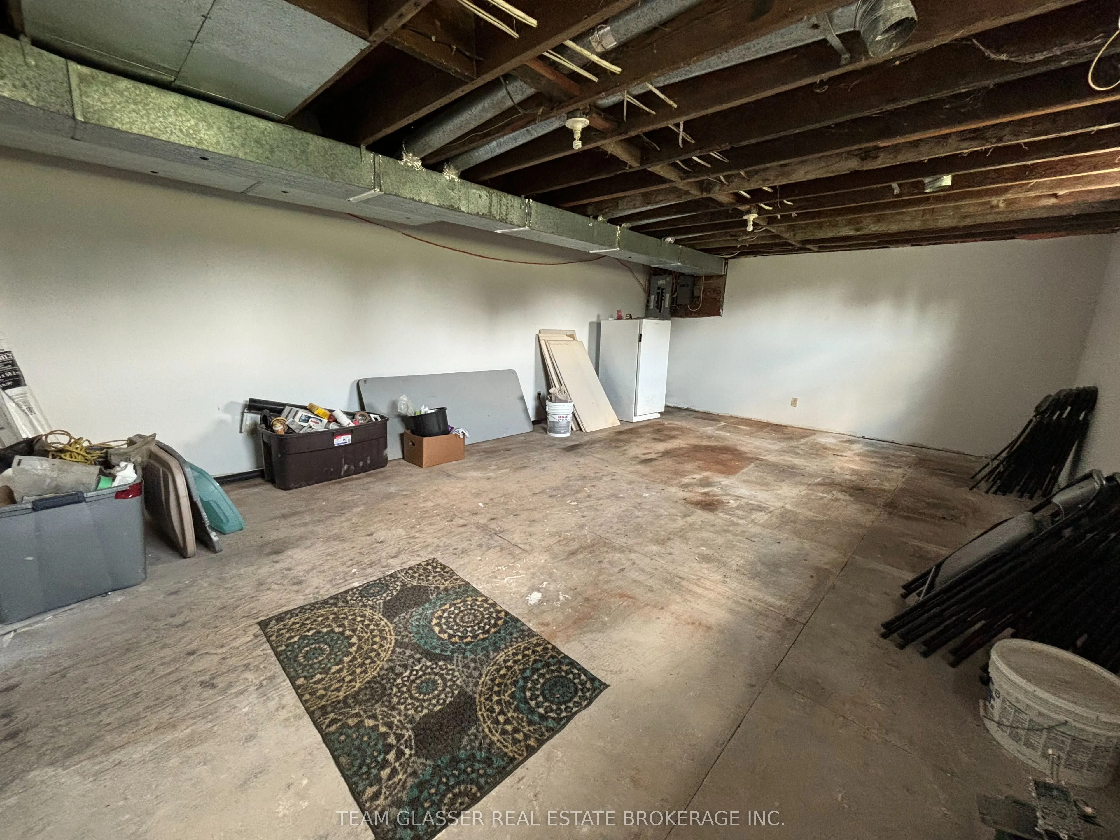 6571 CARROLL Drive