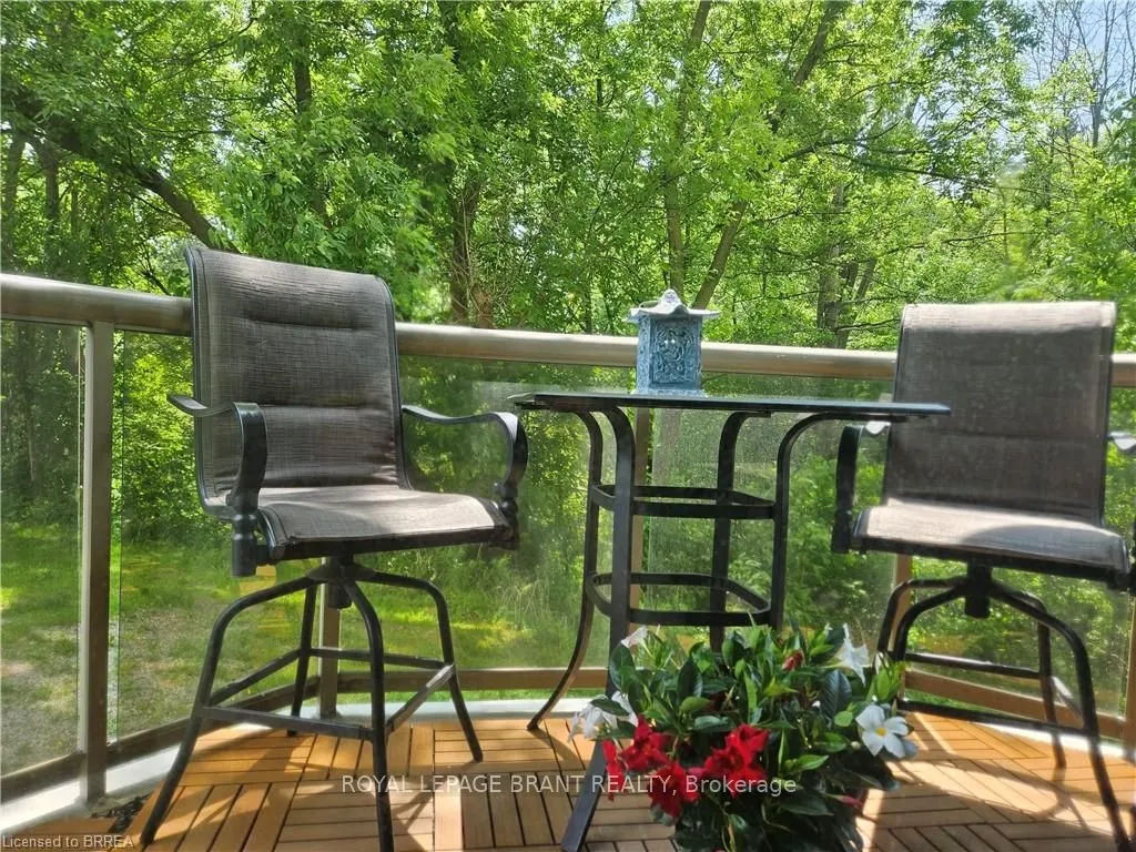 255 Keats Way, #104